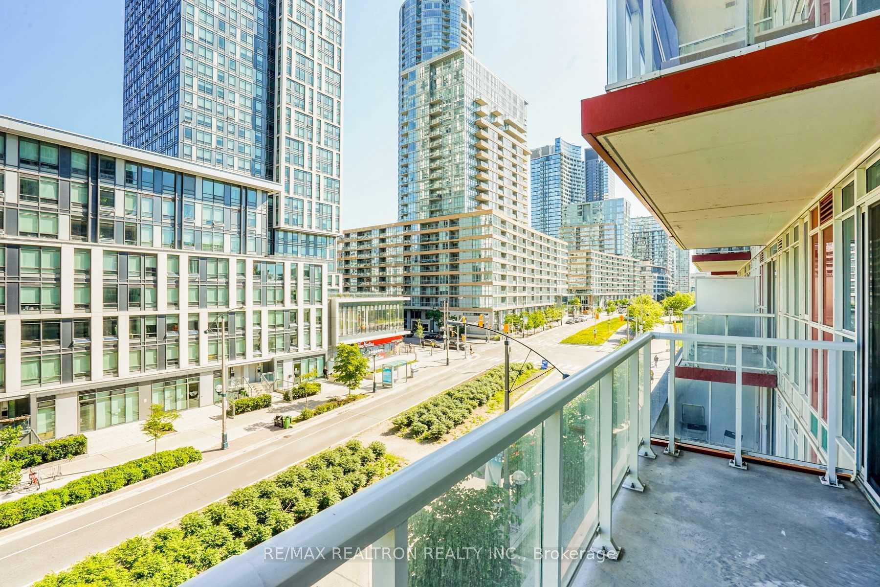 Photo 18 of Unit 511, 85 Queens Wharf Road, Toronto, Waterfront Communities — HOMEH