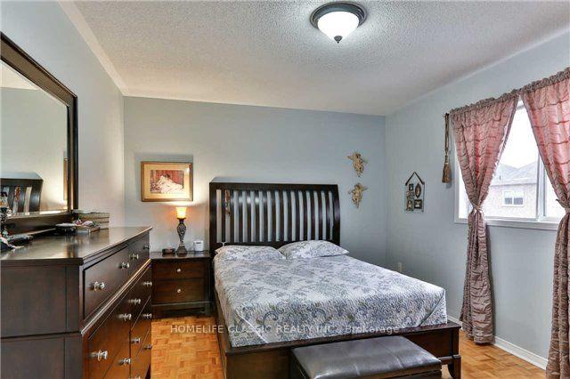 Photo 13 of 34 Casabel Drive, Vaughan, Vellore Village — HOMEH