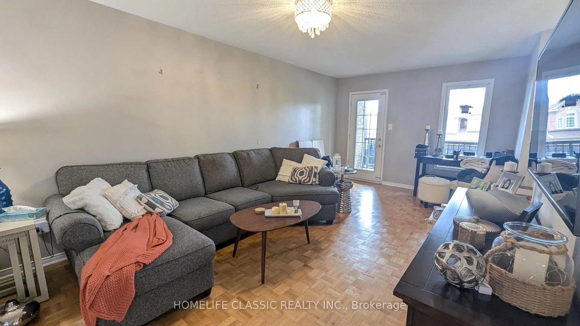 Photo 6 of 34 Casabel Drive, Vaughan, Vellore Village — HOMEH