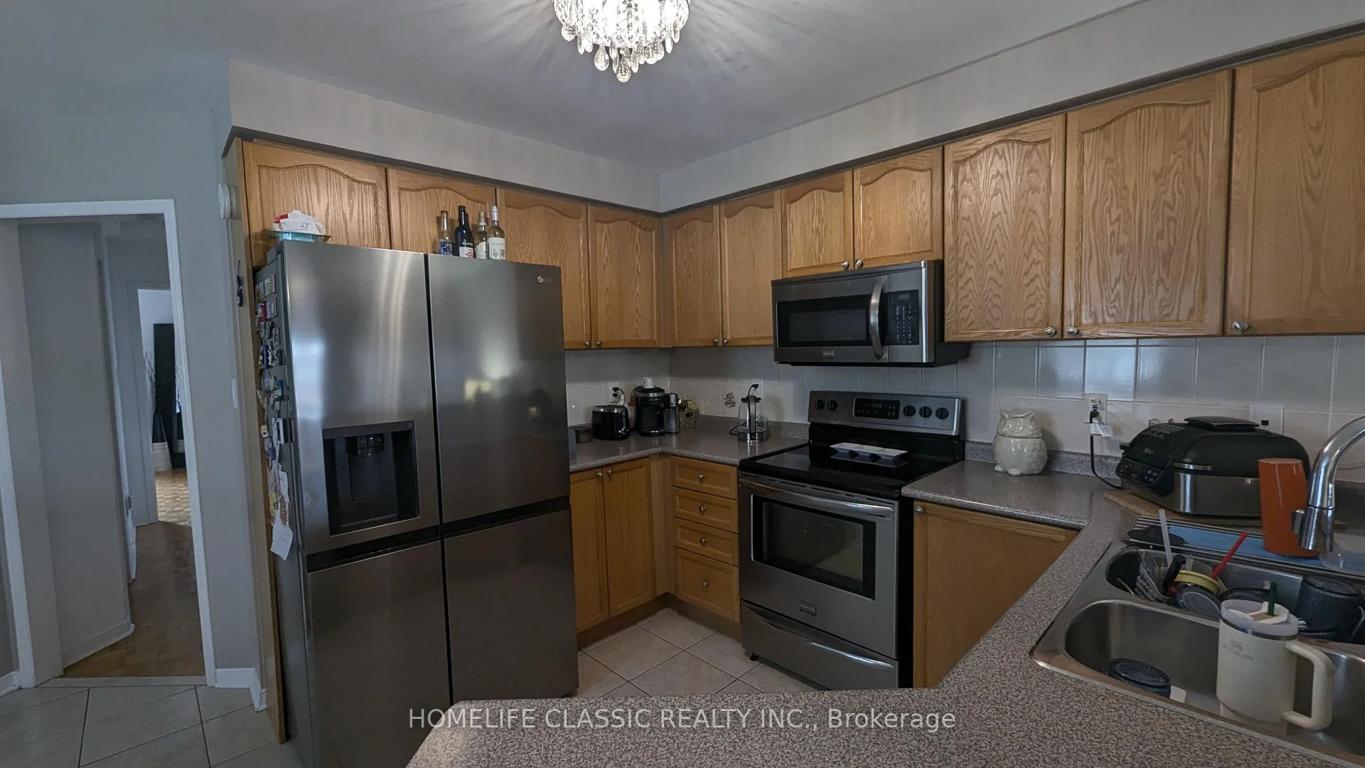 Photo 12 of 34 Casabel Drive, Vaughan, Vellore Village — HOMEH