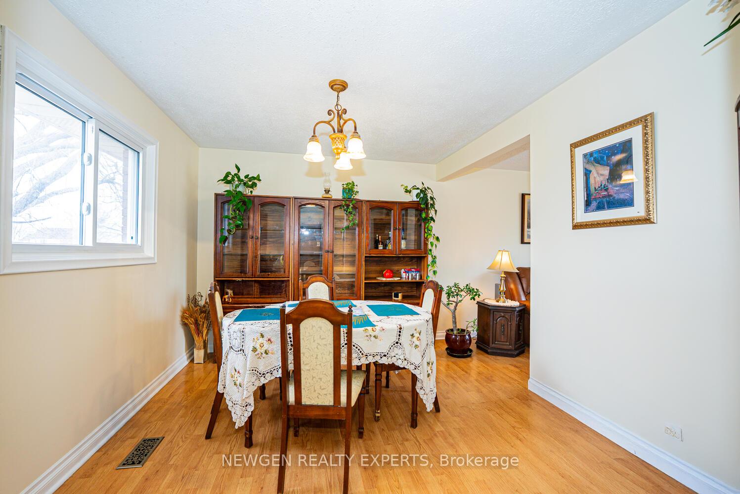 Photo 14 of 9049 Dublin Line, Halton Hills, Rural Esquesing — HOMEH
