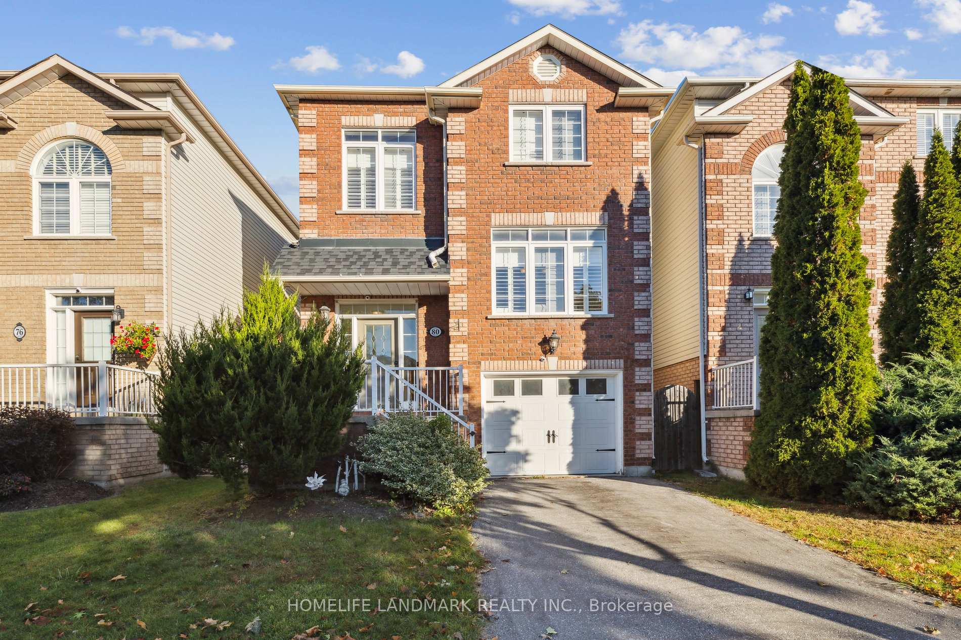 Photo 2 of 80 Mcfeeters Crescent, Clarington, Bowmanville — HOMEH