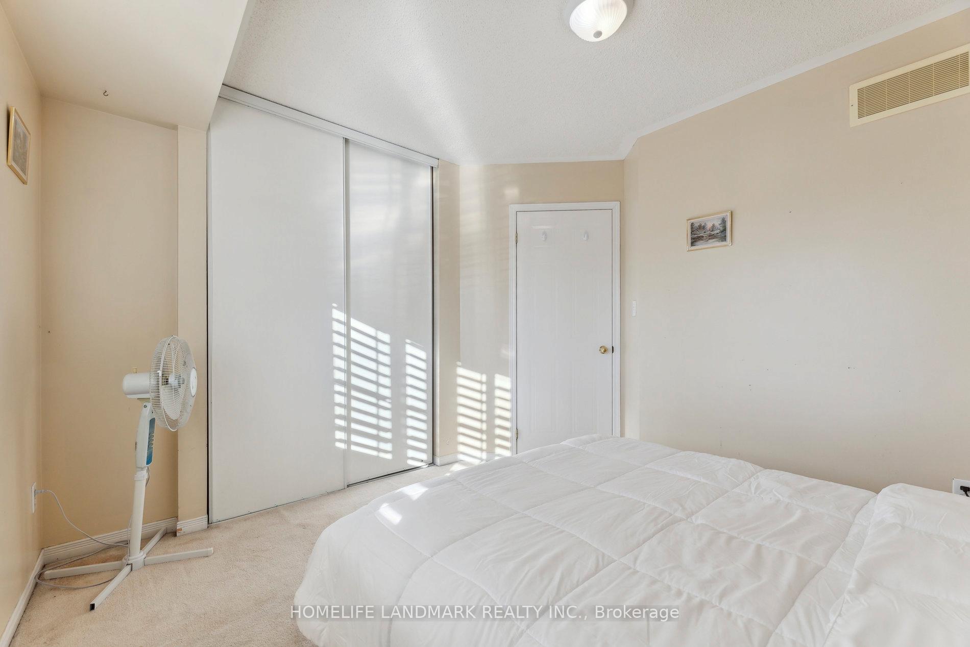 Photo 21 of 80 Mcfeeters Crescent, Clarington, Bowmanville — HOMEH