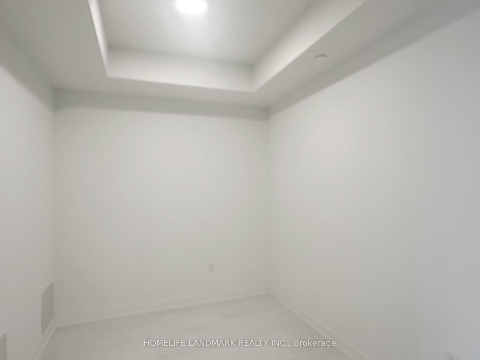 Photo 5 of Unit 307, 415 Main Street W, Hamilton, Kirkendall — HOMEH