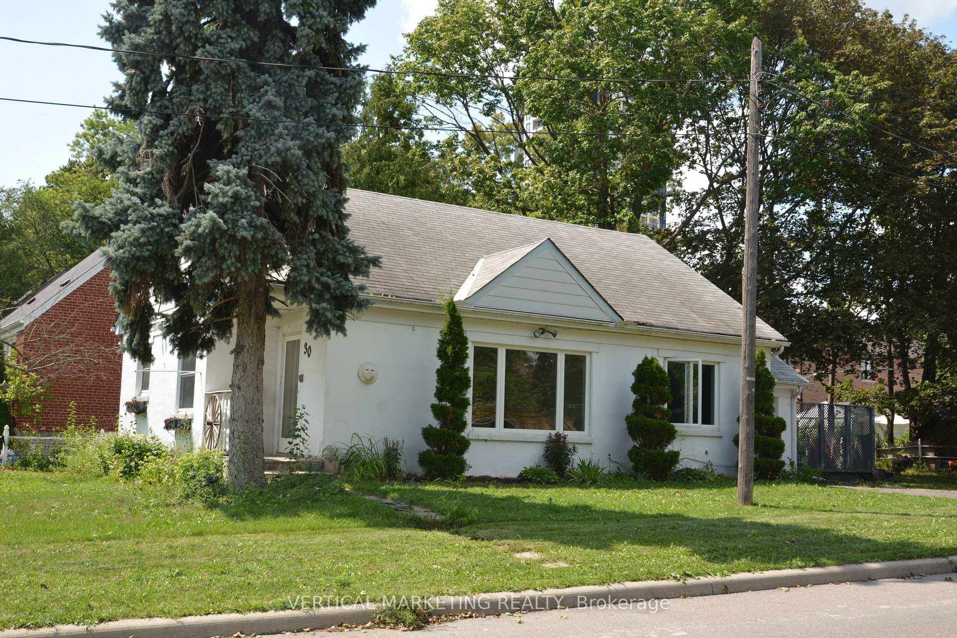Photo 3 of 30 Highland Park Boulevard, Markham, Grandview — HOMEH