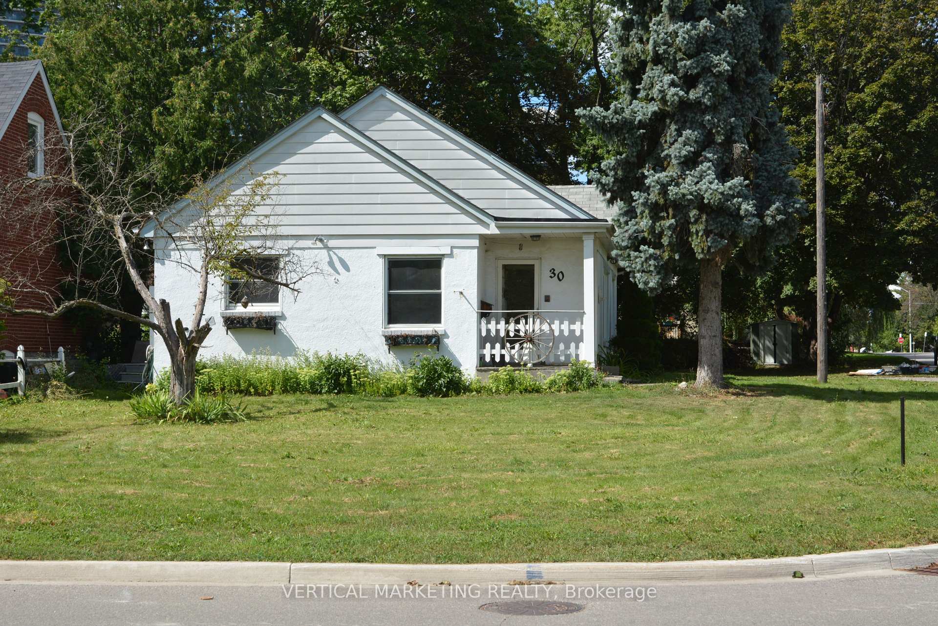 Photo 8 of 30 Highland Park Boulevard, Markham, Grandview — HOMEH