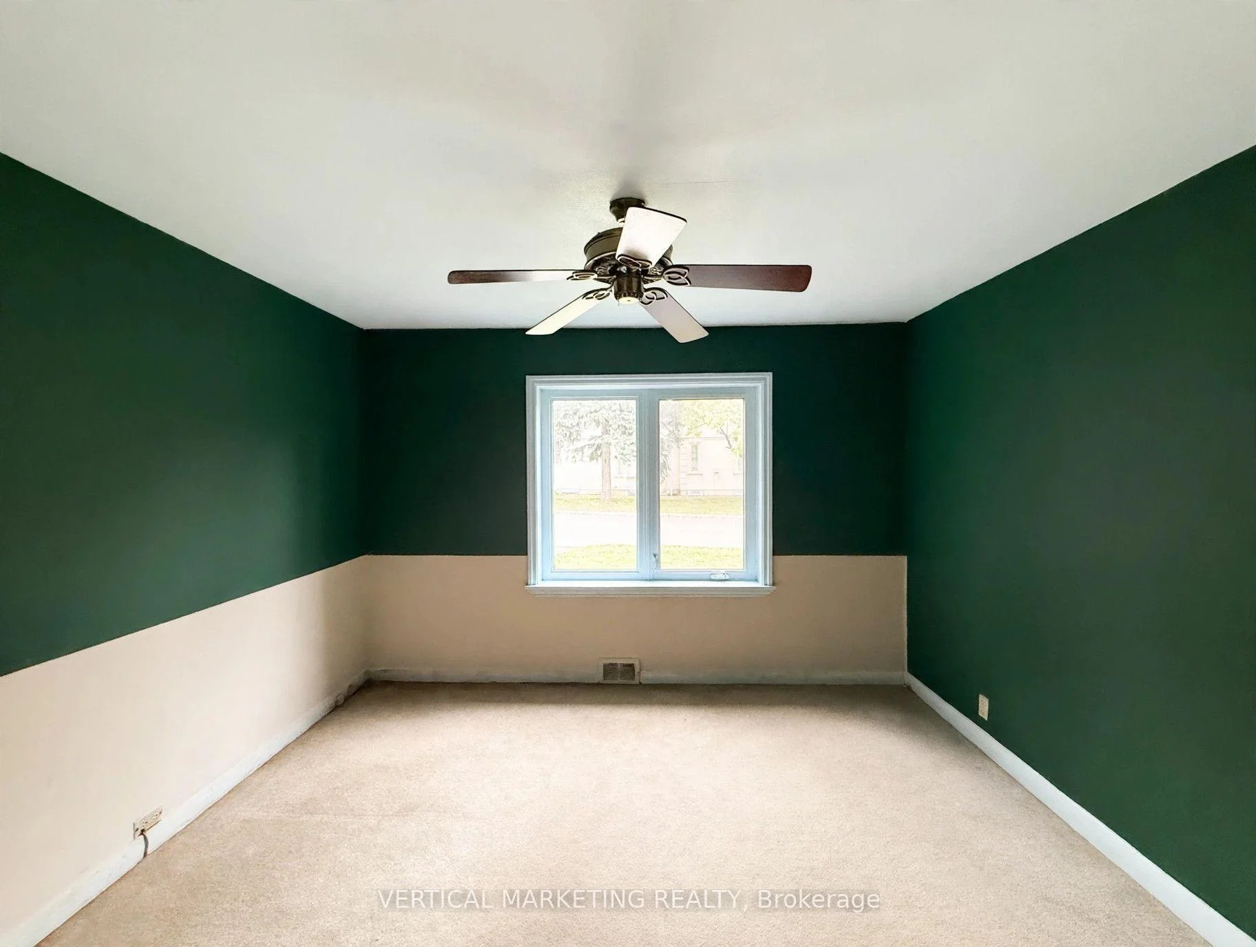 Photo 13 of 30 Highland Park Boulevard, Markham, Grandview — HOMEH