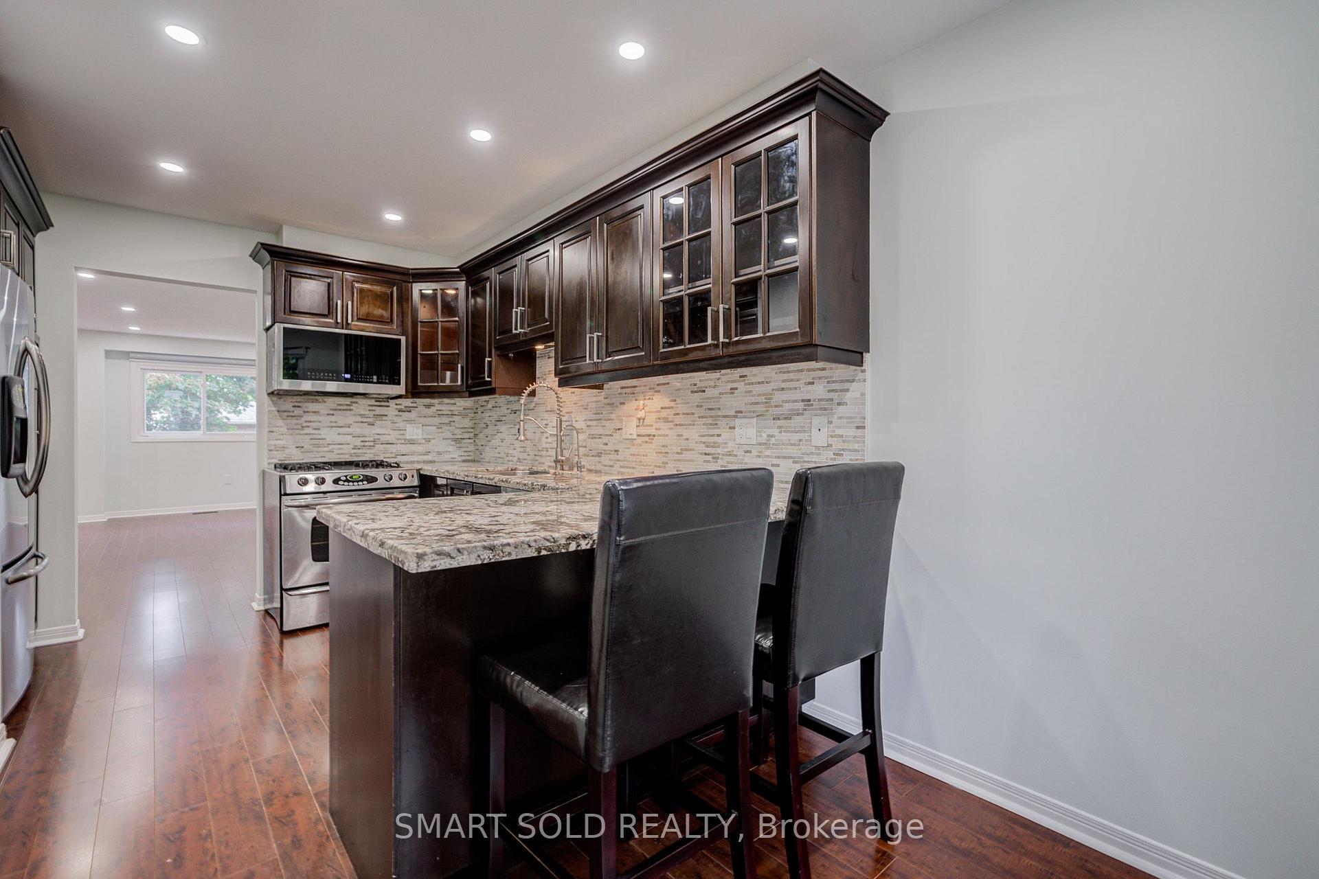 Photo 4 of 24 Snider Drive, Markham, Raymerville — HOMEH