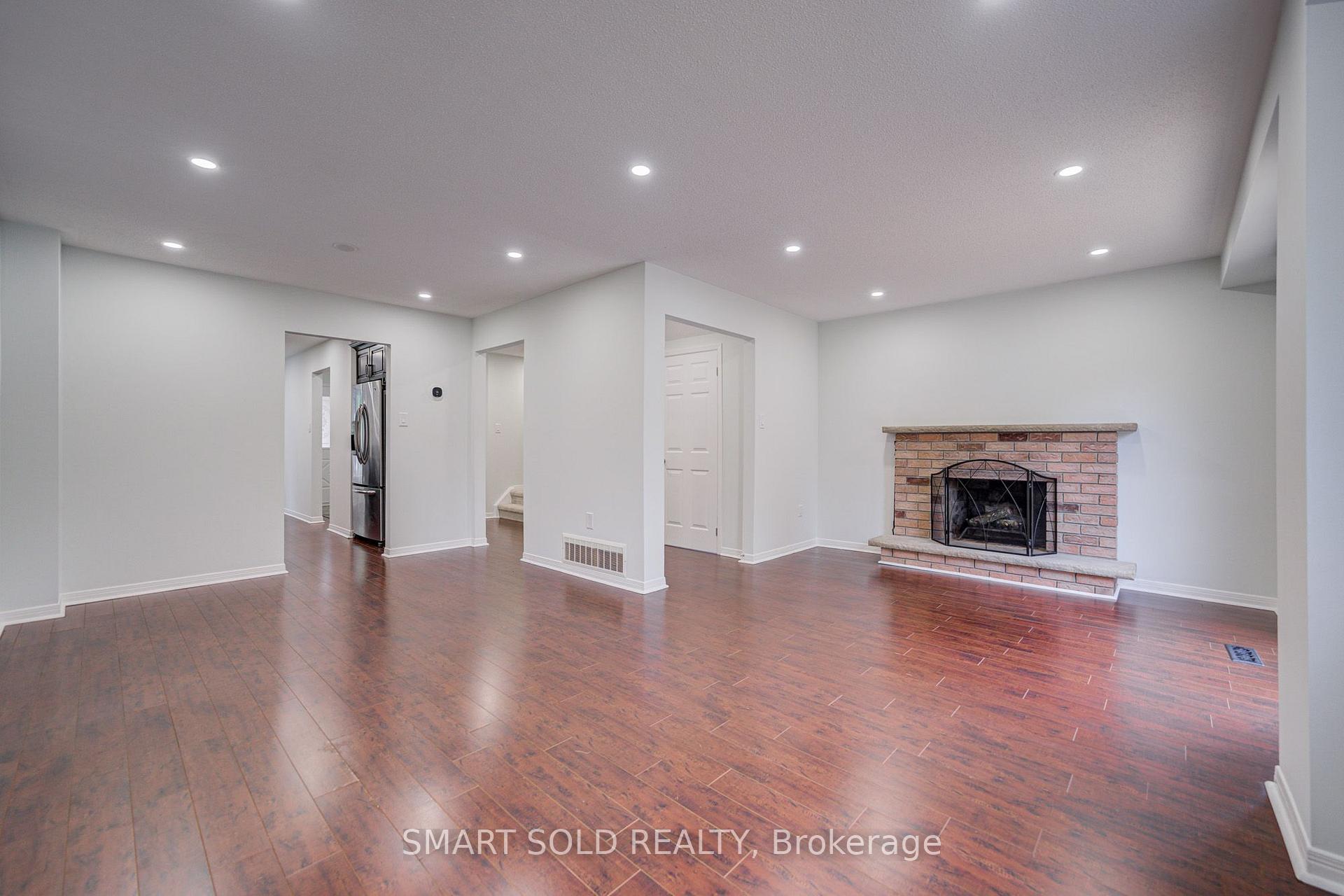 Photo 11 of 24 Snider Drive, Markham, Raymerville — HOMEH