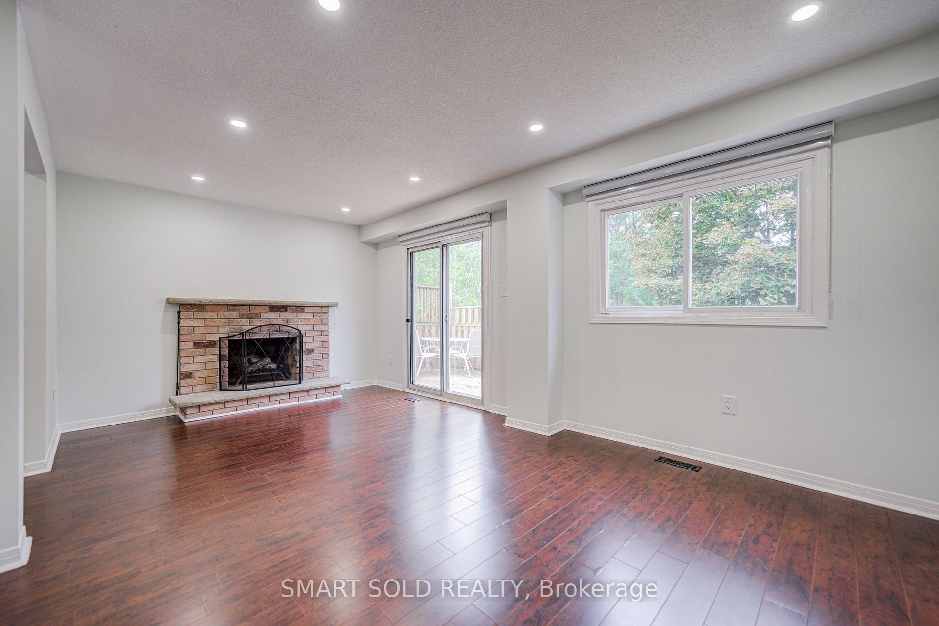 Photo 12 of 24 Snider Drive, Markham, Raymerville — HOMEH