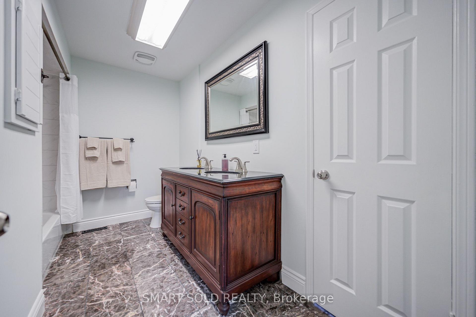 Photo 22 of 24 Snider Drive, Markham, Raymerville — HOMEH