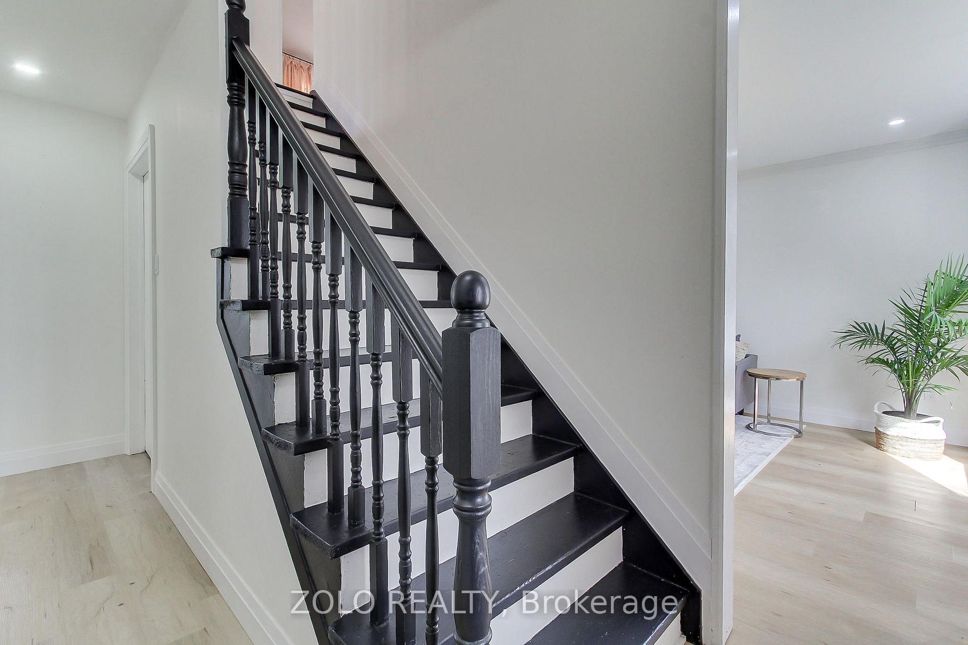 Photo 3 of 388 Terry Drive, Newmarket, Central Newmarket — HOMEH