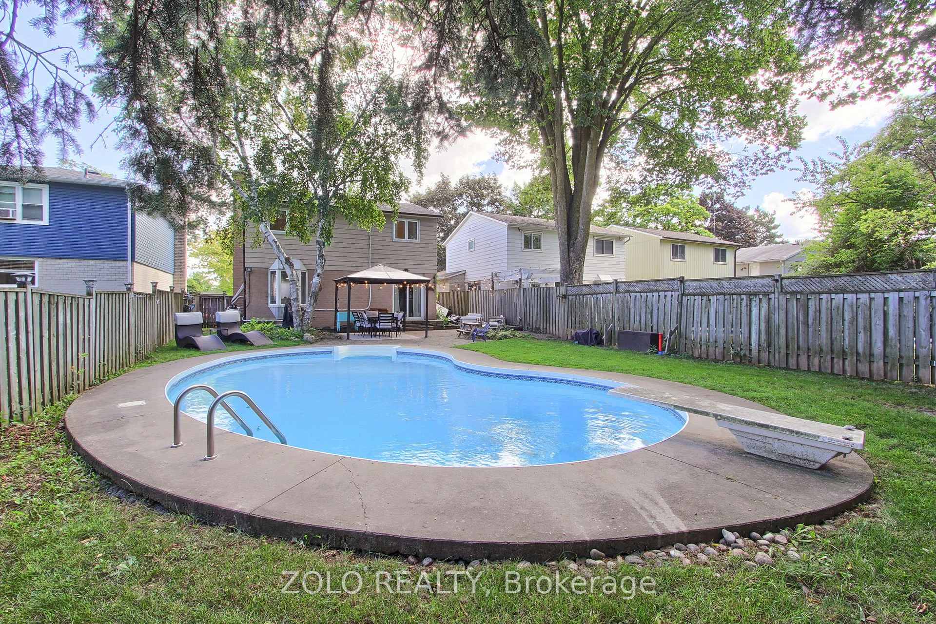 Photo 27 of 388 Terry Drive, Newmarket, Central Newmarket — HOMEH
