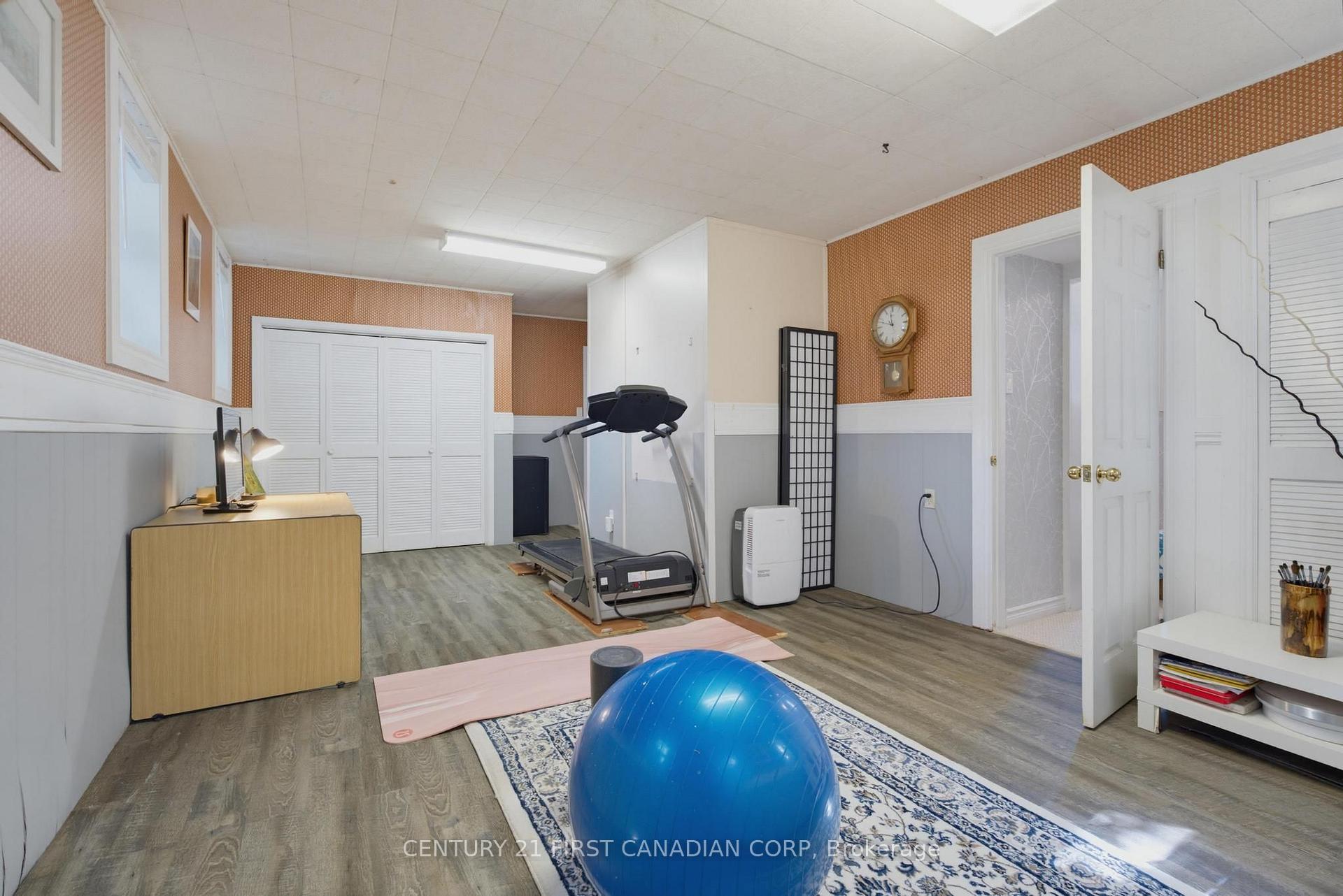 Photo 63 of 501 Commissioners Road E, London, South R — HOMEH
