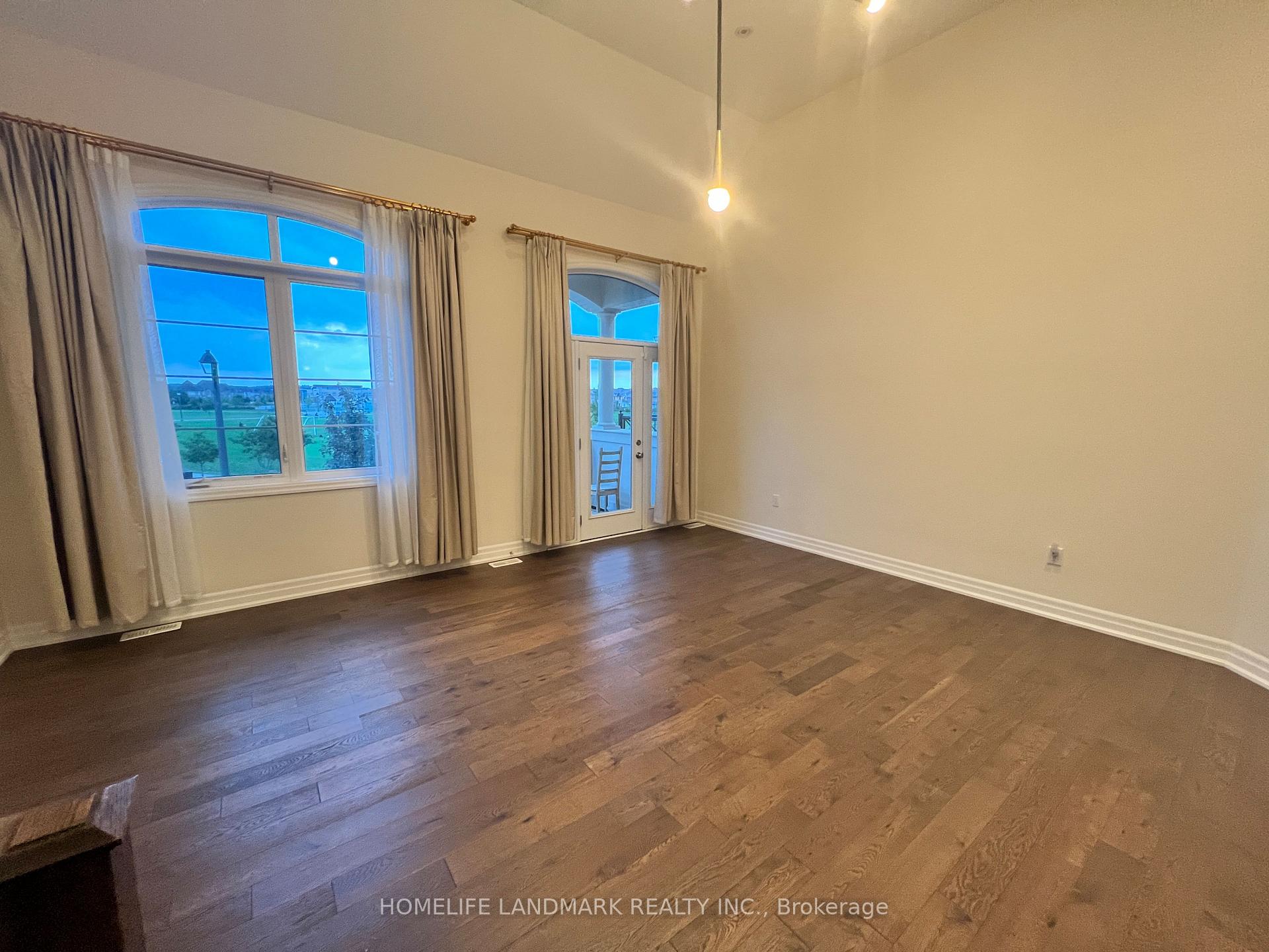 Photo 7 of 102 Fowley Drive, Oakville, Glenorchy — HOMEH