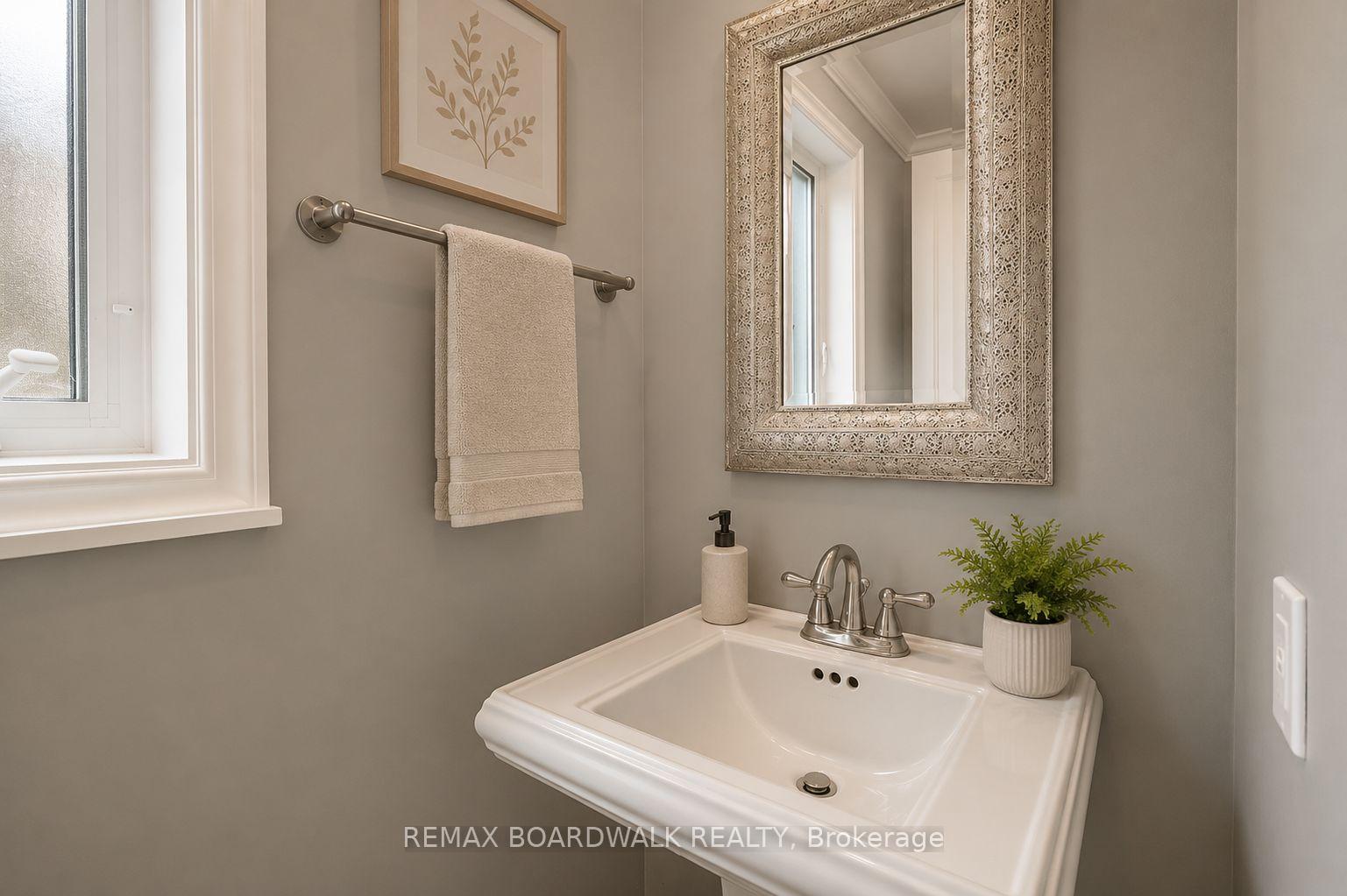 Photo 17 of 561 Aquaview Drive, Ottawa, Avalon East — HOMEH