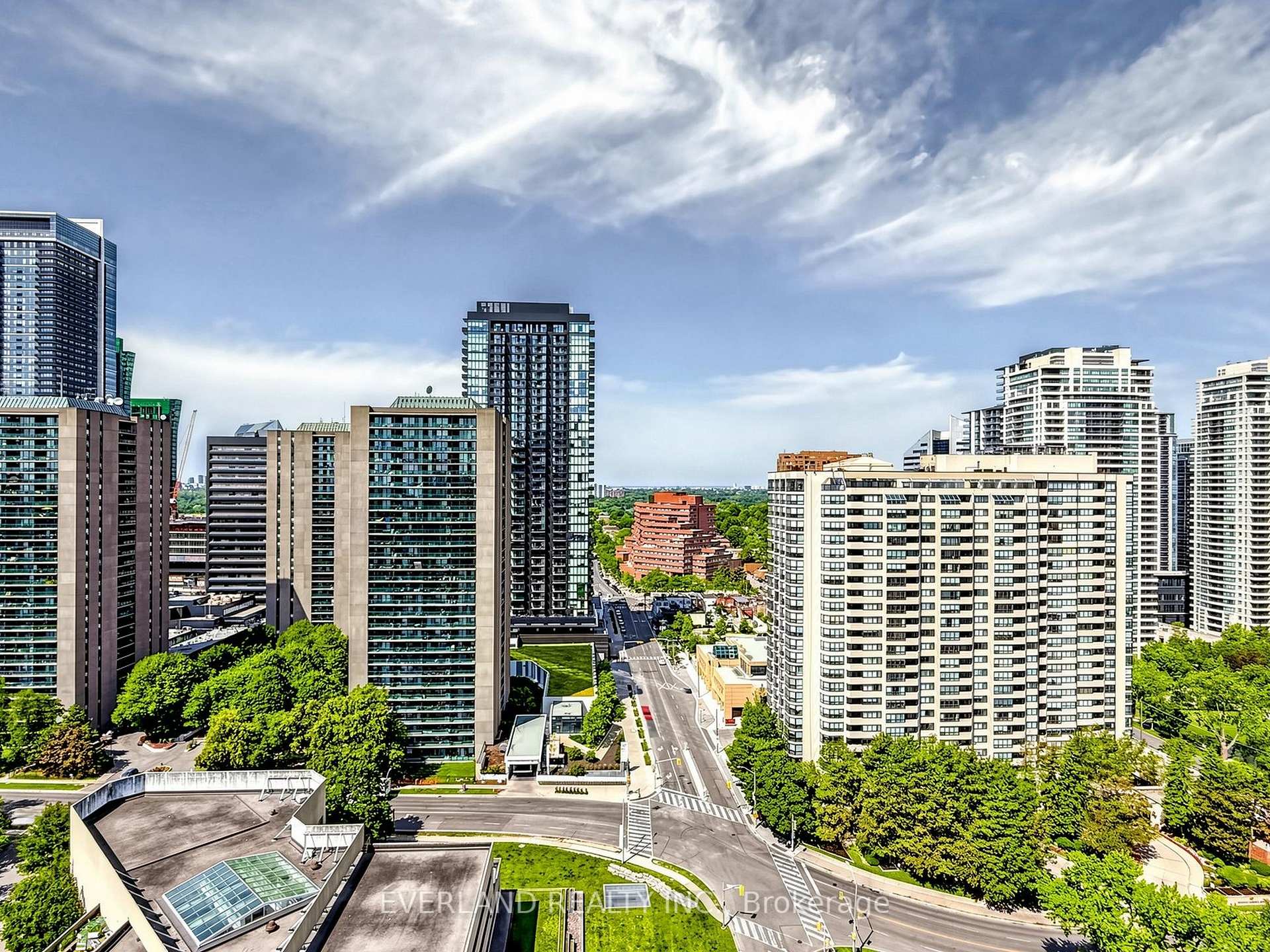 Photo 13 of Unit 2307, 88 Sheppard Avenue E, North York, Willowdale East — HOMEH