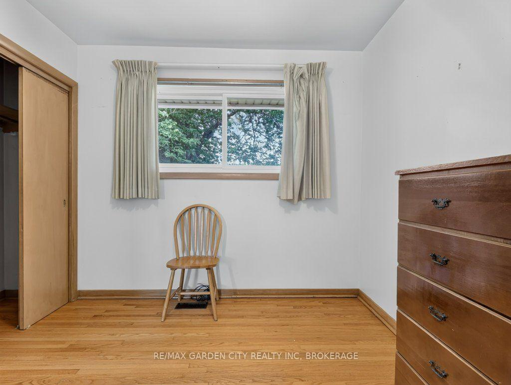Photo 30 of 8 Champa Drive, St. Catharines, Vine/Linwell — HOMEH