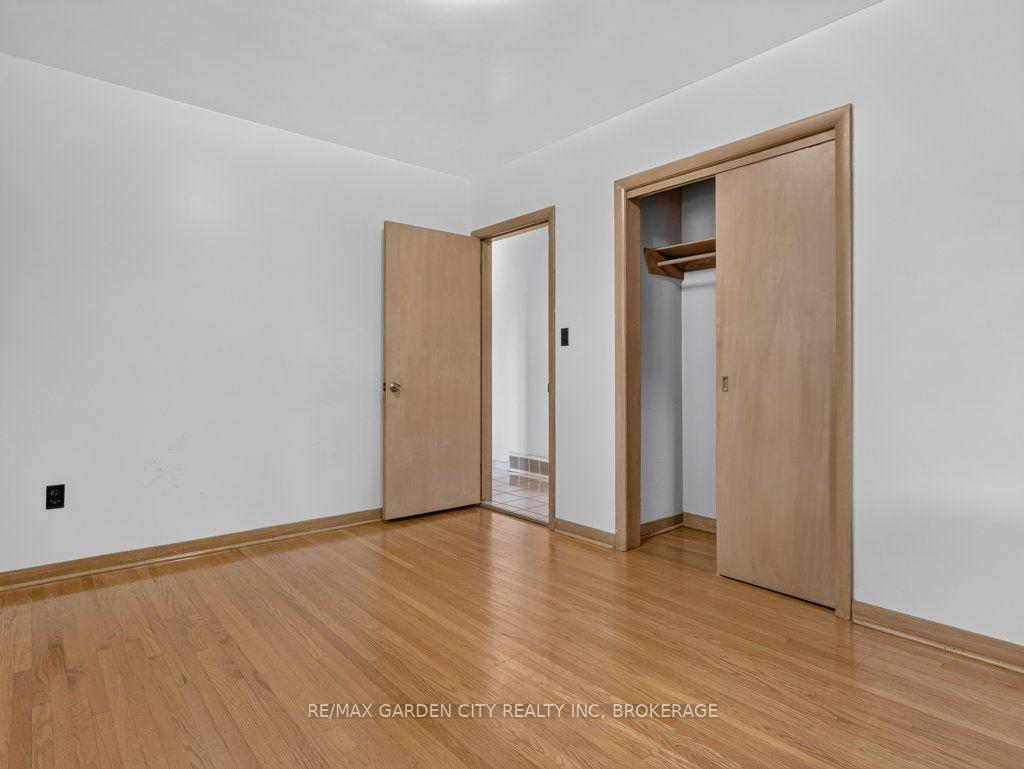 Photo 35 of 8 Champa Drive, St. Catharines, Vine/Linwell — HOMEH
