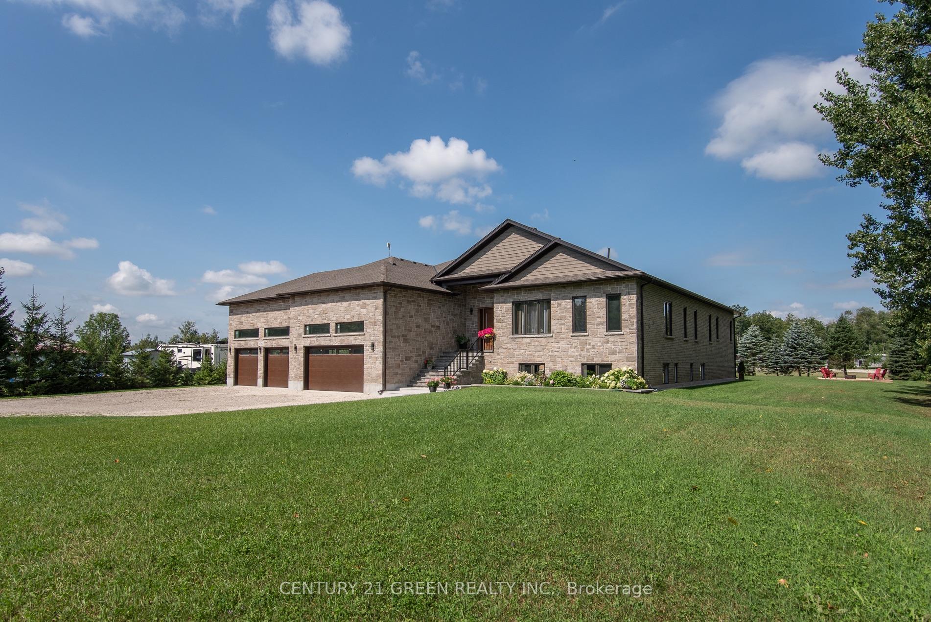 Photo 2 of 6780 Wellington Country Rd 10, Mapleton, Rural Mapleton — HOMEH
