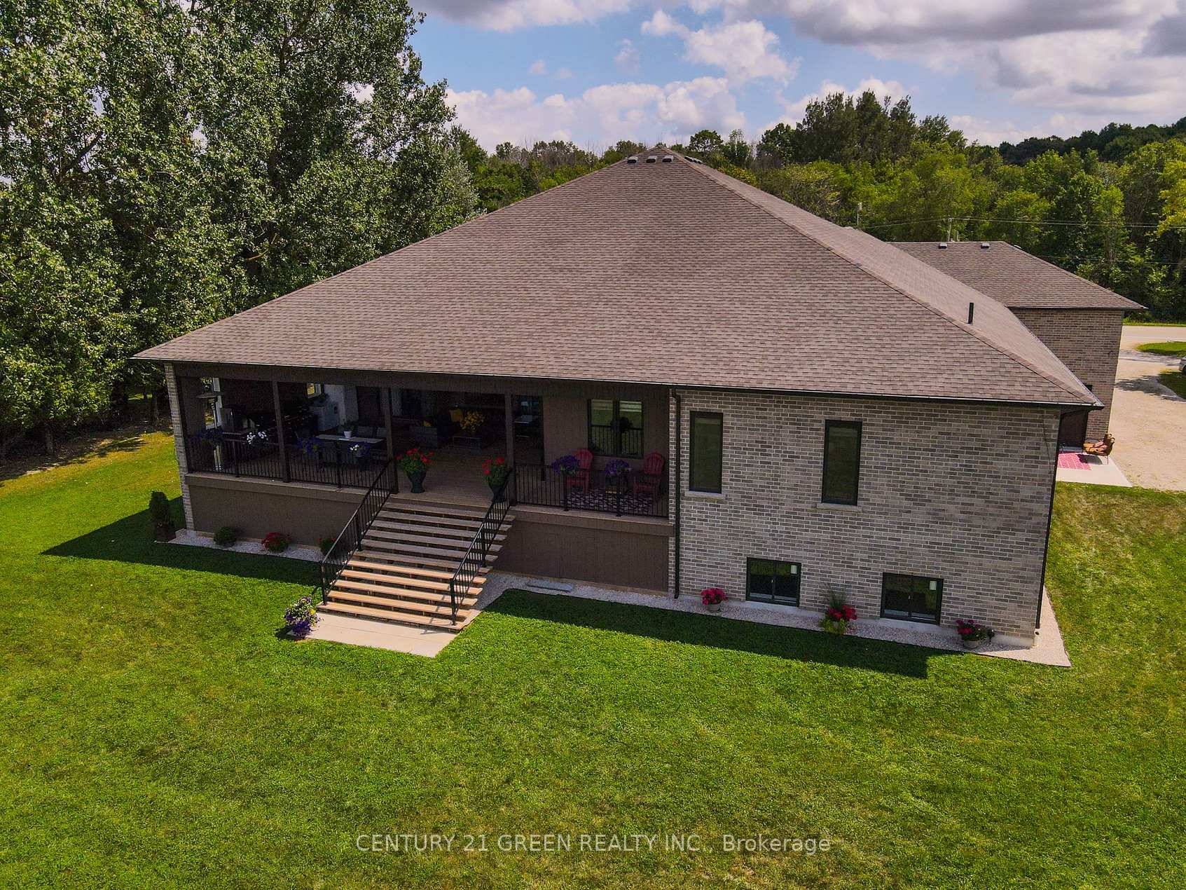 Photo 42 of 6780 Wellington Country Rd 10, Mapleton, Rural Mapleton — HOMEH