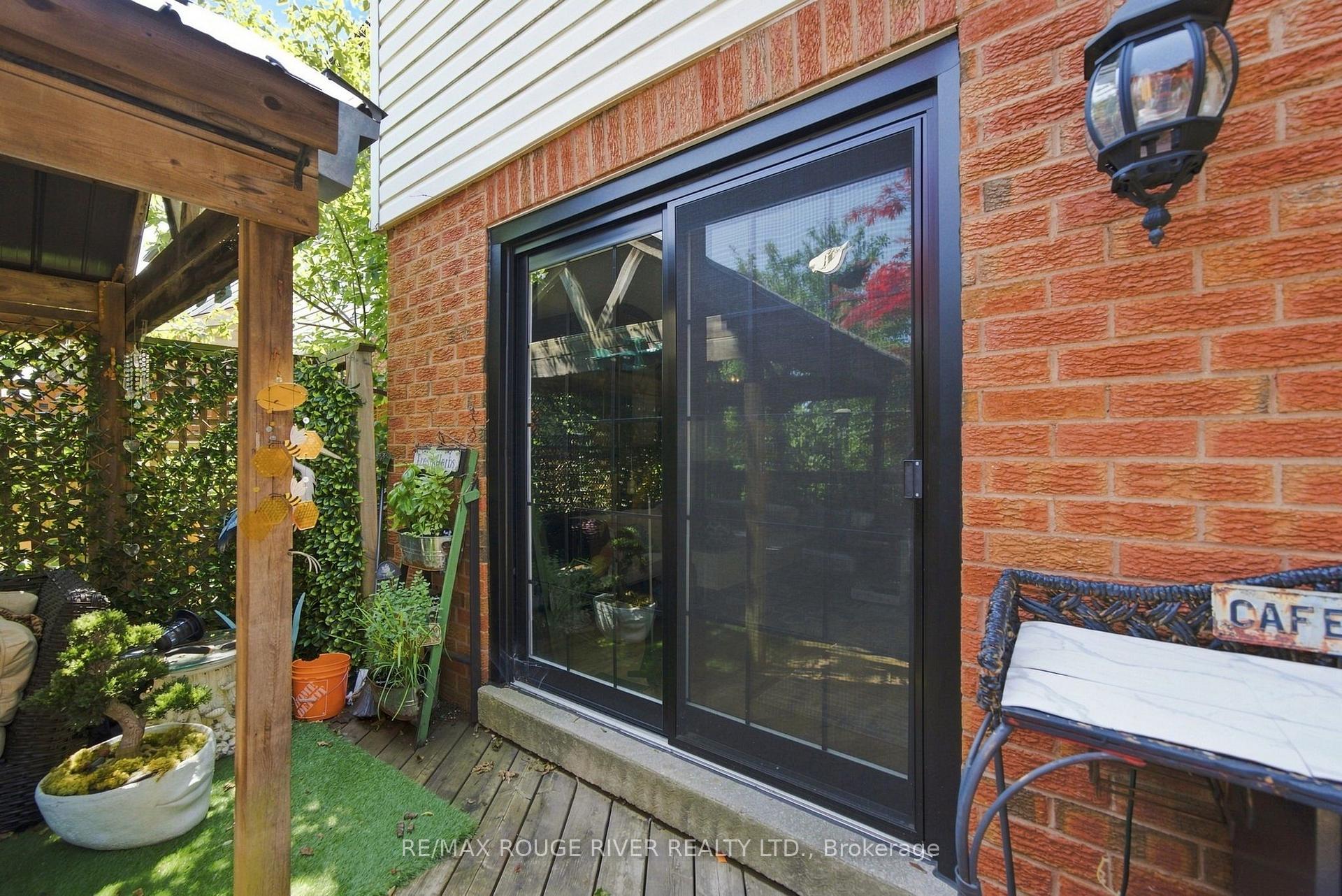 Photo 36 of 909 Ridge Valley Drive, Oshawa, Pinecrest — HOMEH