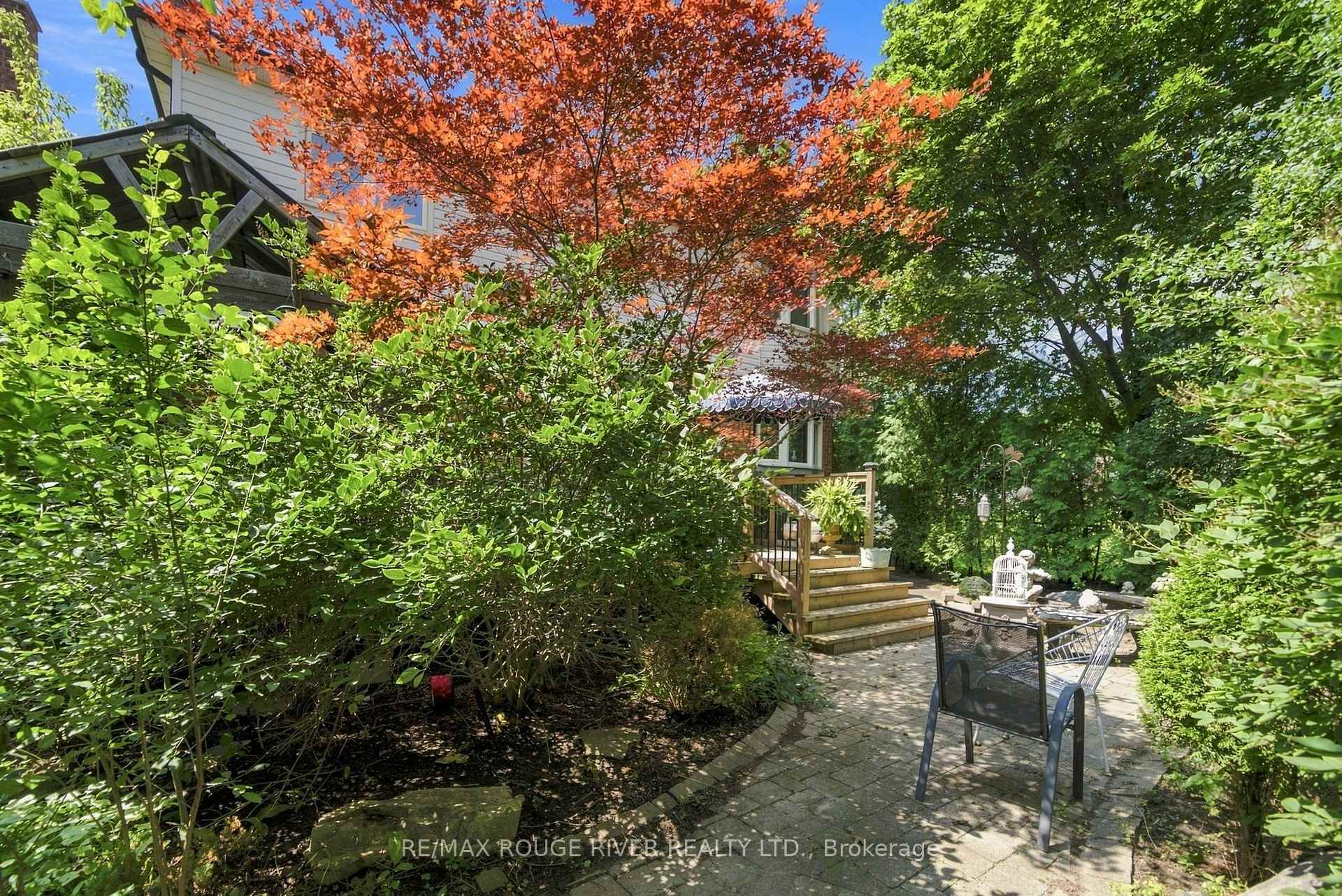 Photo 39 of 909 Ridge Valley Drive, Oshawa, Pinecrest — HOMEH