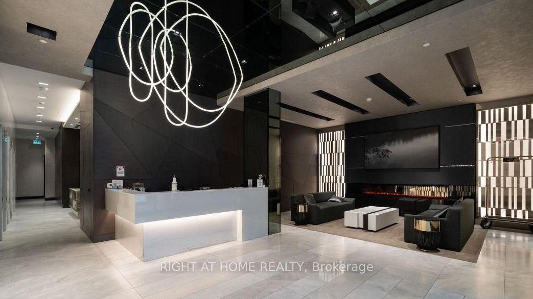 Photo 3 of Unit 1806, 609 Avenue Road, Toronto, Yonge-St. Clair — HOMEH