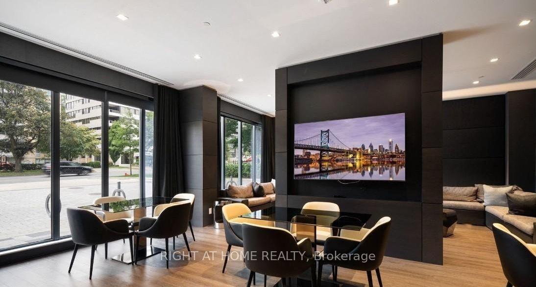 Photo 6 of Unit 1806, 609 Avenue Road, Toronto, Yonge-St. Clair — HOMEH