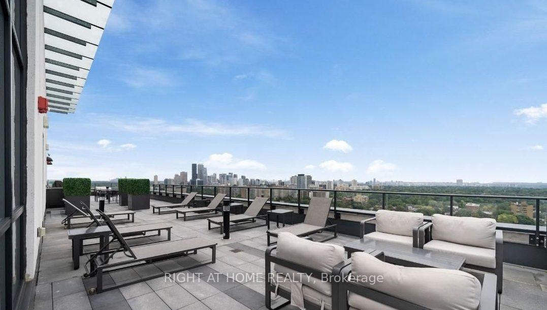 Photo 7 of Unit 1806, 609 Avenue Road, Toronto, Yonge-St. Clair — HOMEH
