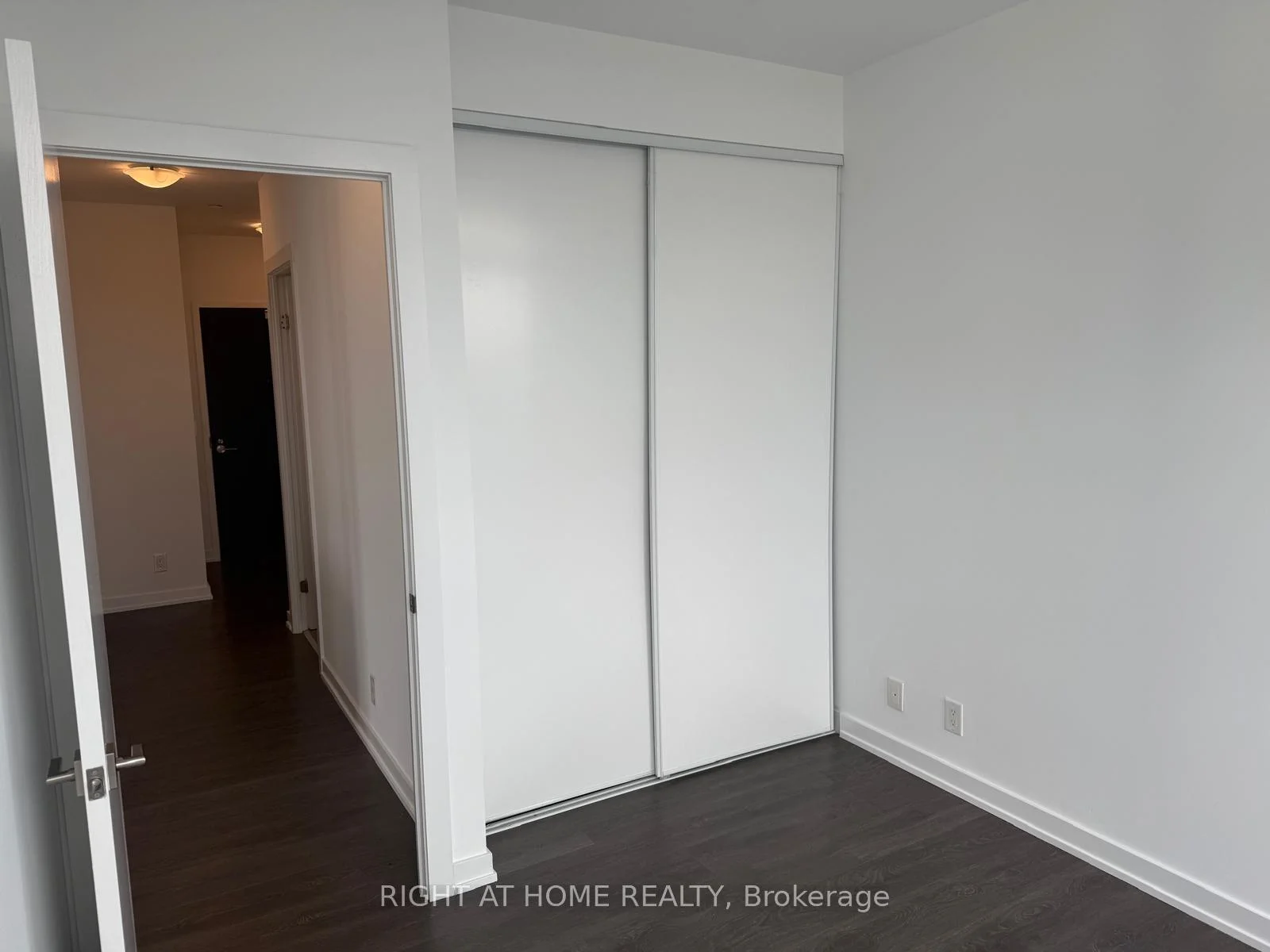 Photo 19 of Unit 1806, 609 Avenue Road, Toronto, Yonge-St. Clair — HOMEH
