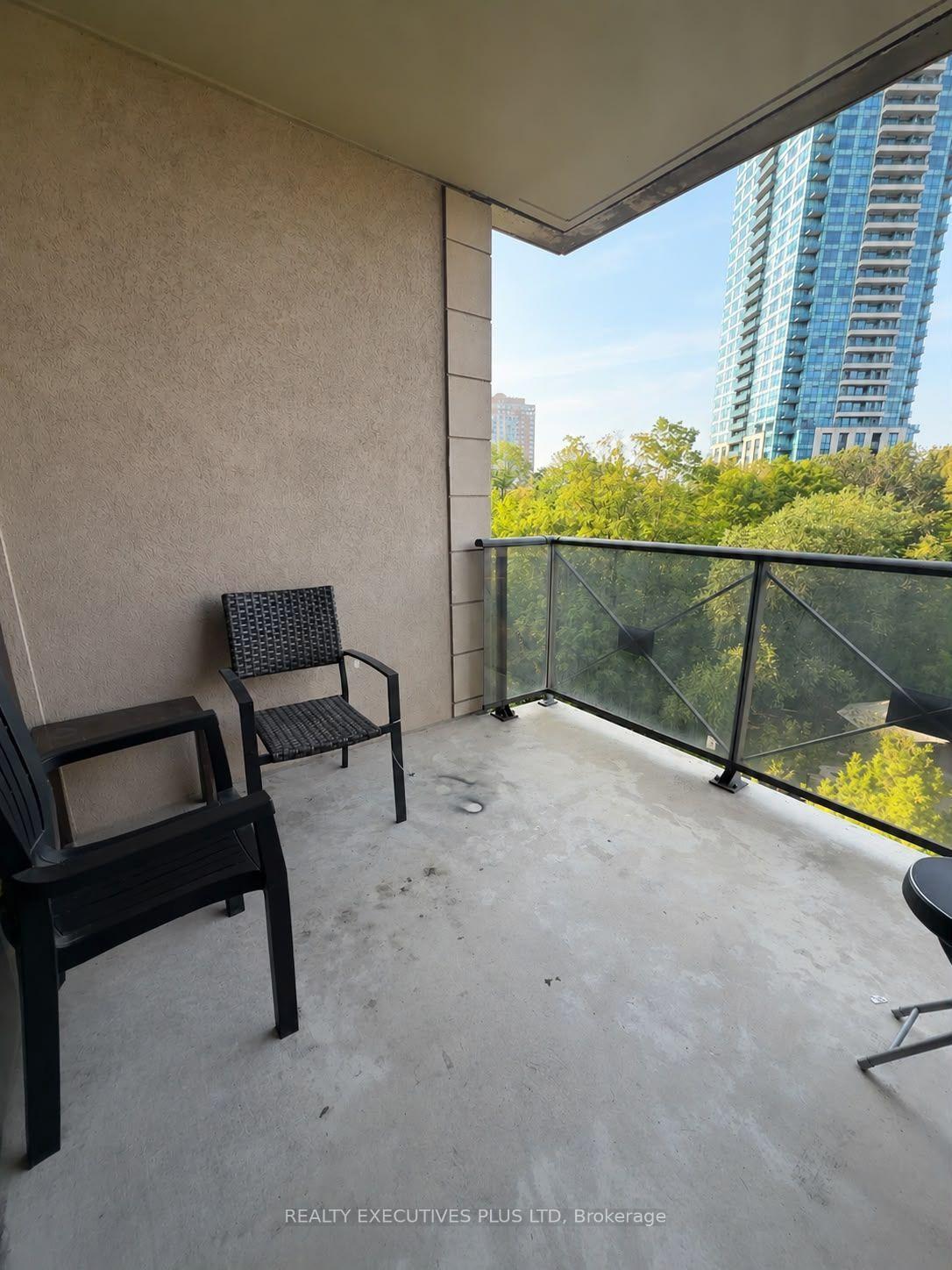 Photo 13 of Unit 404, 135 Wynford Drive, North York, Banbury-Don Mills — HOMEH