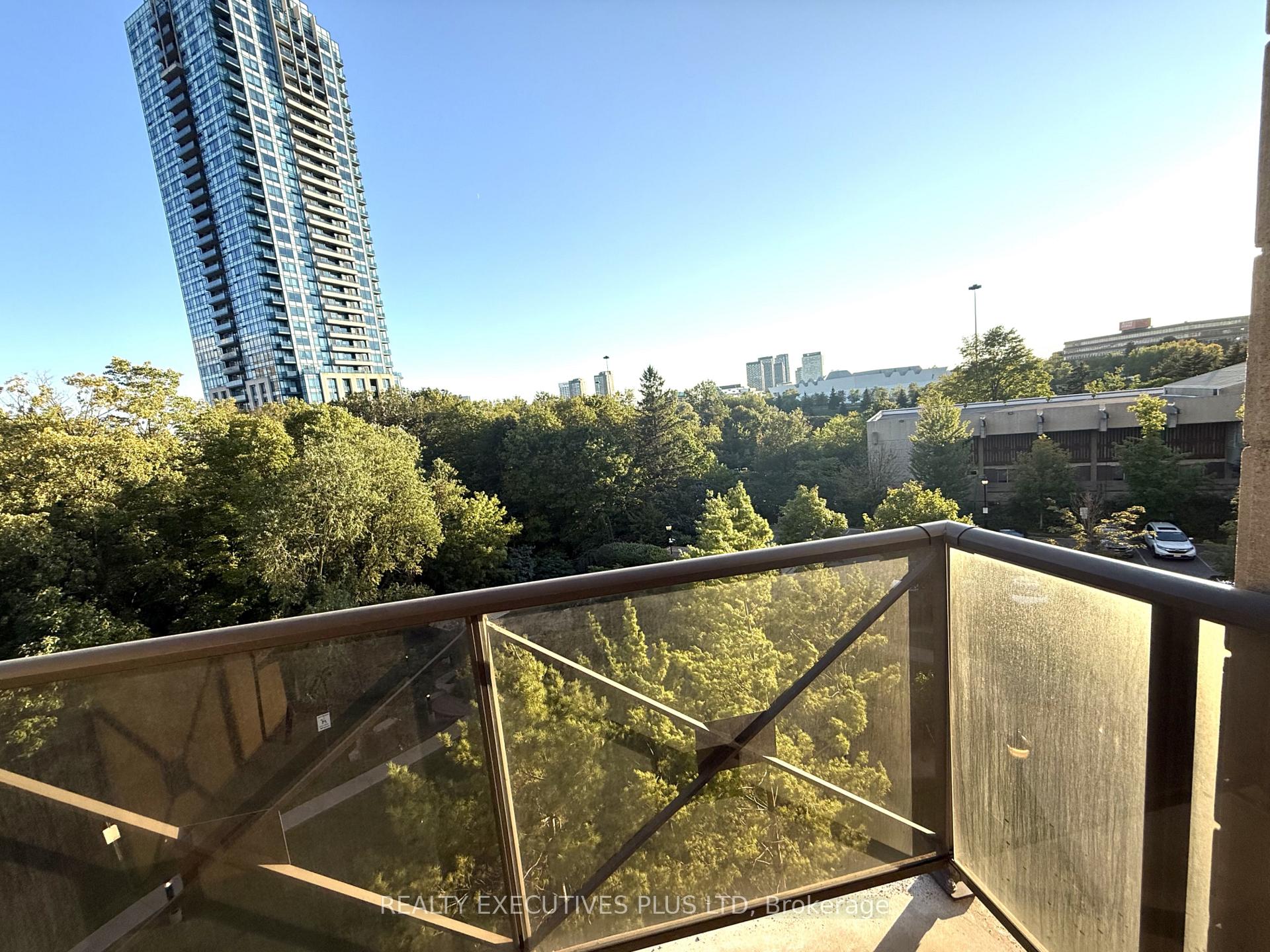 Photo 15 of Unit 404, 135 Wynford Drive, North York, Banbury-Don Mills — HOMEH