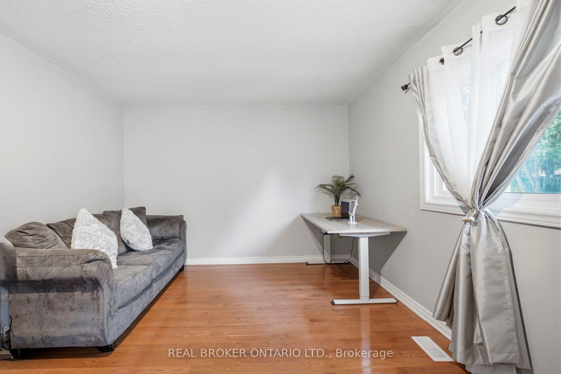 Photo 17 of 22 October Lane, Aurora, Aurora Grove — HOMEH