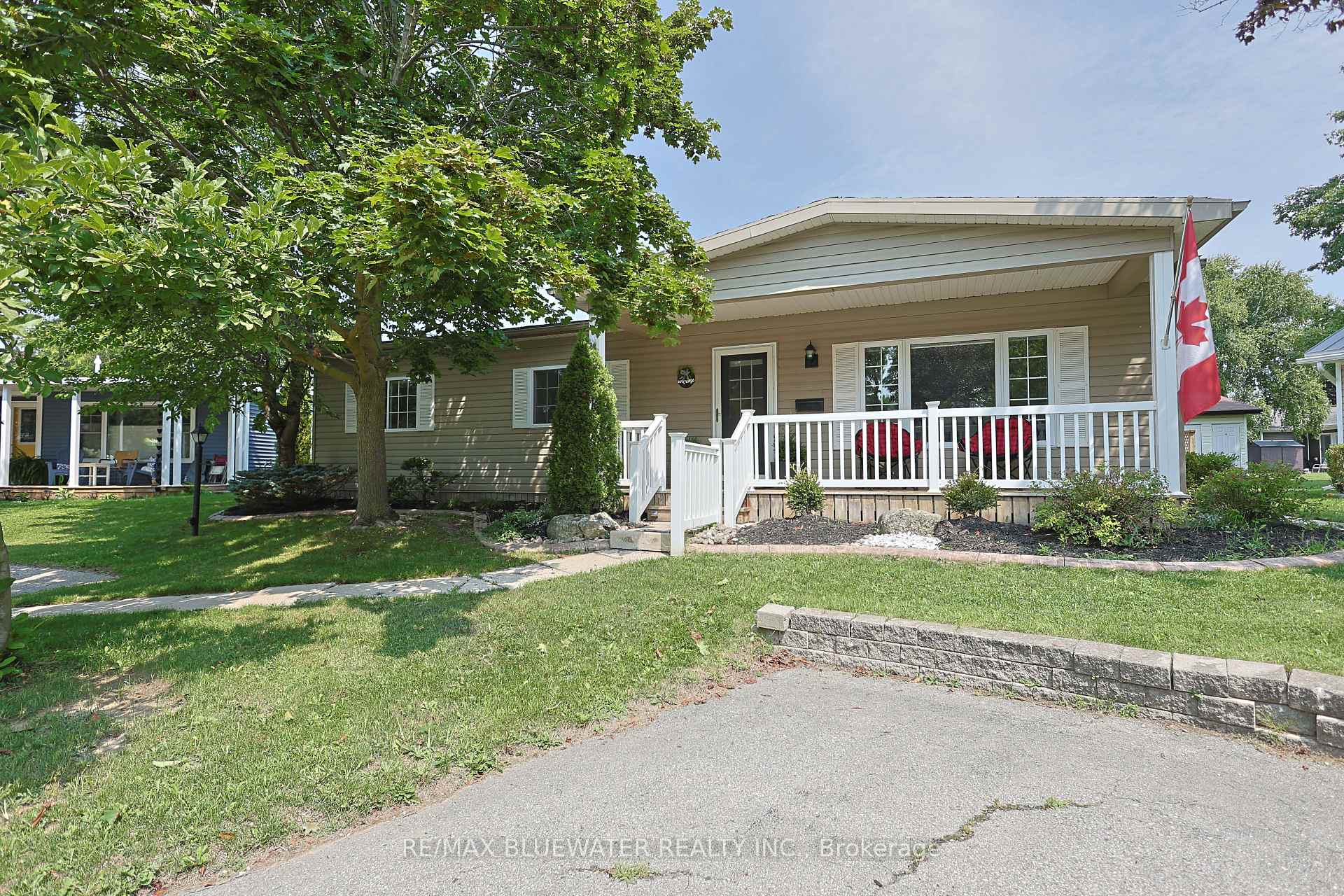 Photo of 288 Concord Drive