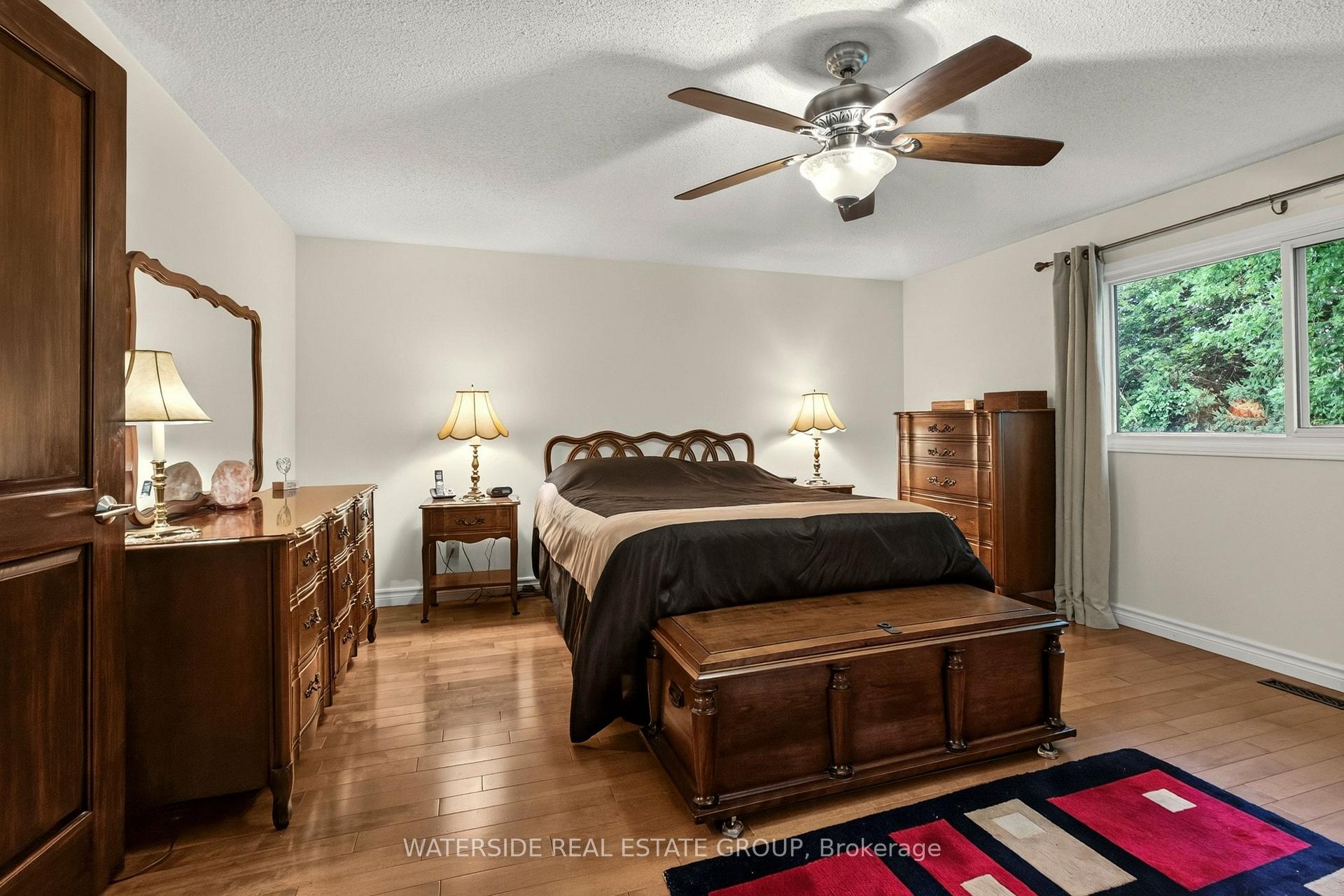 Photo 24 of 4348 Jenkins Crescent, Mississauga, Hurontario — HOMEH