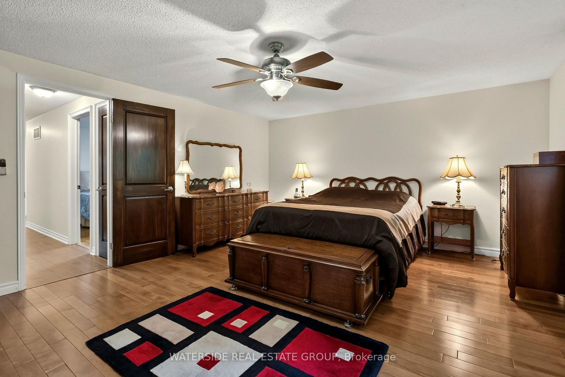 Photo 26 of 4348 Jenkins Crescent, Mississauga, Hurontario — HOMEH