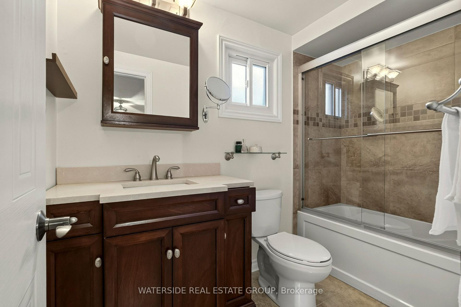 Photo 28 of 4348 Jenkins Crescent, Mississauga, Hurontario — HOMEH