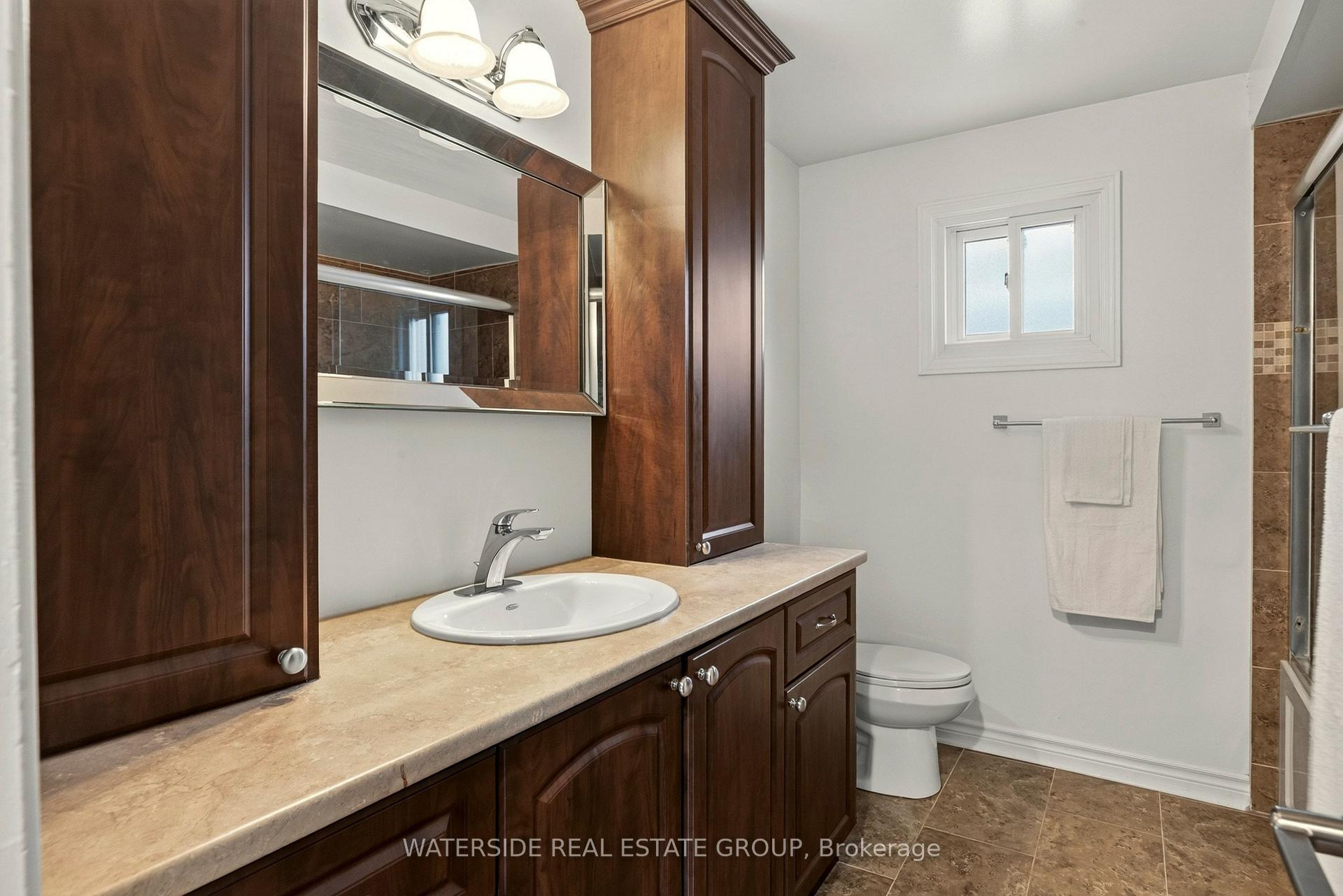 Photo 33 of 4348 Jenkins Crescent, Mississauga, Hurontario — HOMEH