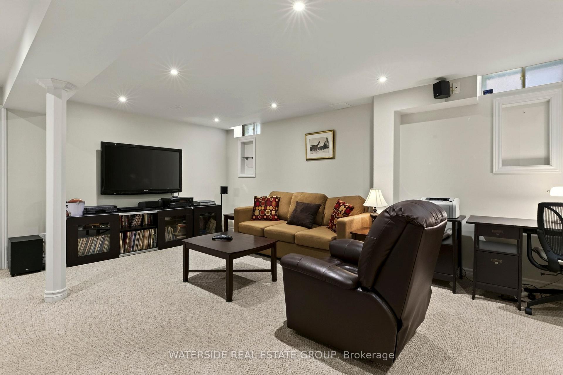Photo 37 of 4348 Jenkins Crescent, Mississauga, Hurontario — HOMEH