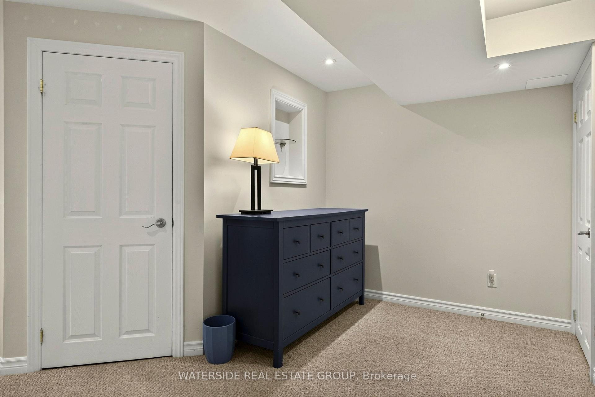 Photo 38 of 4348 Jenkins Crescent, Mississauga, Hurontario — HOMEH