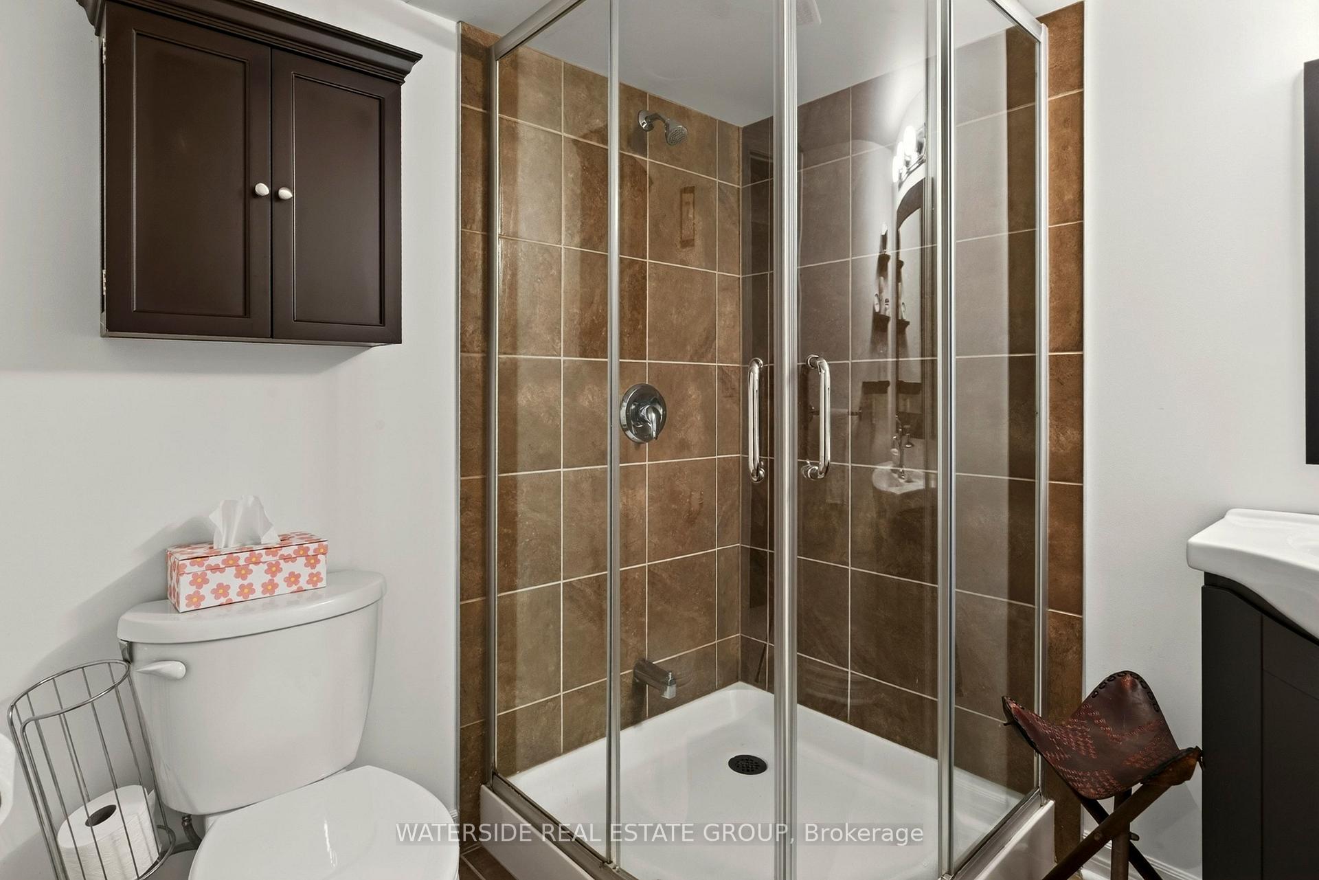 Photo 41 of 4348 Jenkins Crescent, Mississauga, Hurontario — HOMEH