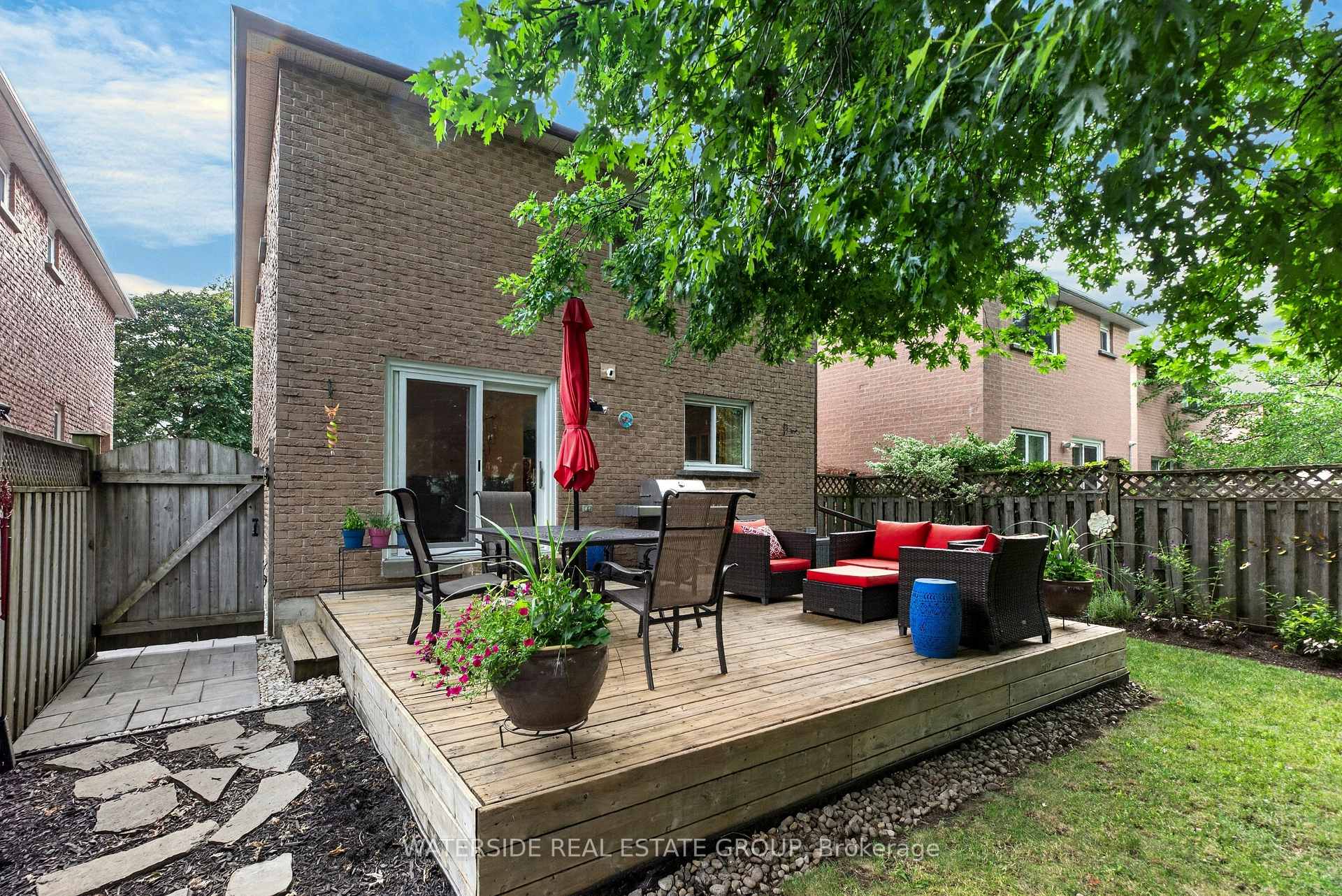 Photo 44 of 4348 Jenkins Crescent, Mississauga, Hurontario — HOMEH