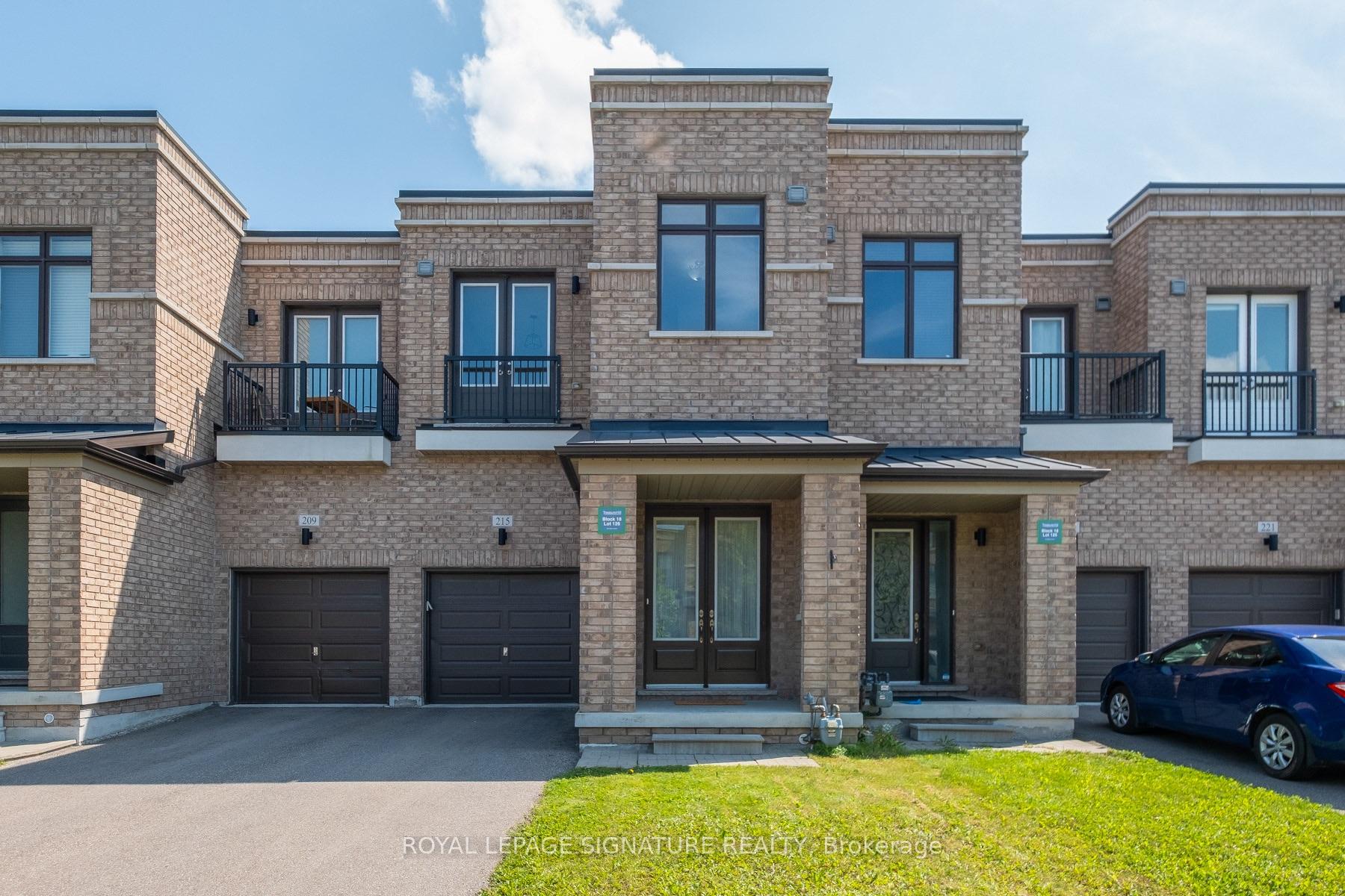 Photo 1 of 215 Elyse Court, Aurora, Bayview Northeast — HOMEH