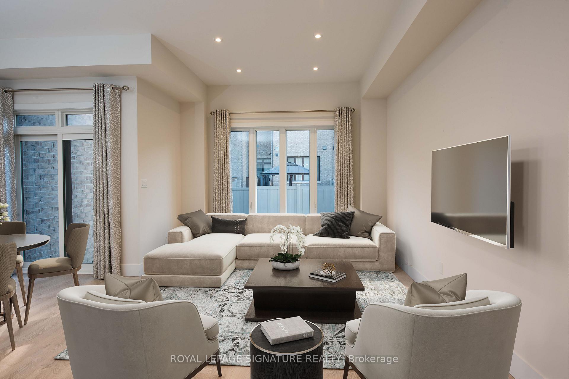 Photo 8 of 215 Elyse Court, Aurora, Bayview Northeast — HOMEH