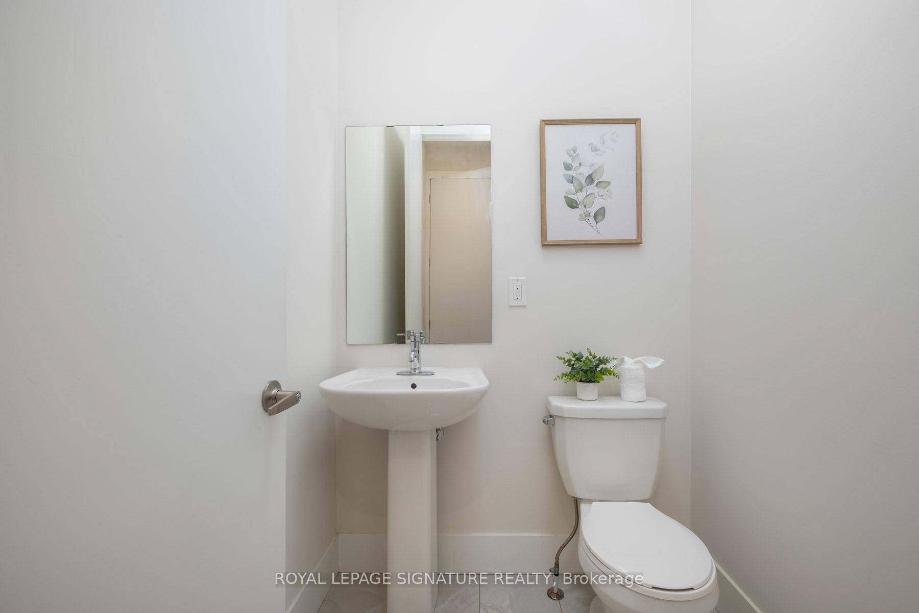 Photo 23 of 215 Elyse Court, Aurora, Bayview Northeast — HOMEH
