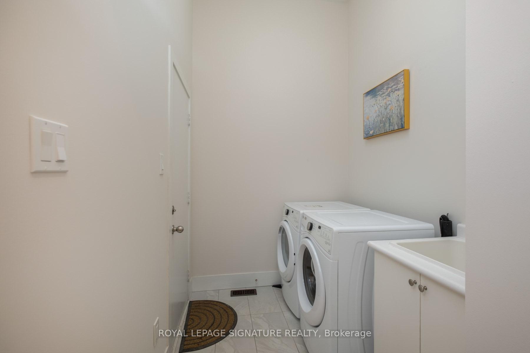 Photo 24 of 215 Elyse Court, Aurora, Bayview Northeast — HOMEH