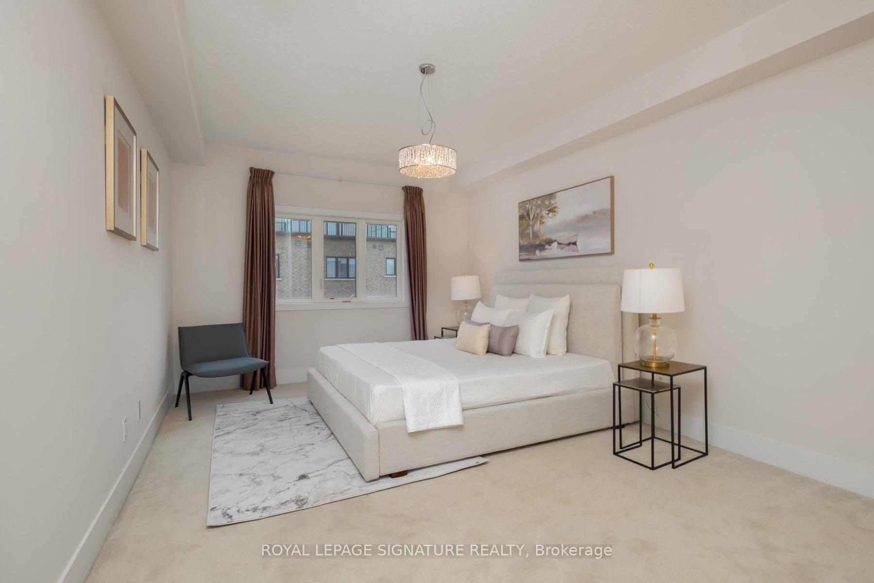 Photo 25 of 215 Elyse Court, Aurora, Bayview Northeast — HOMEH