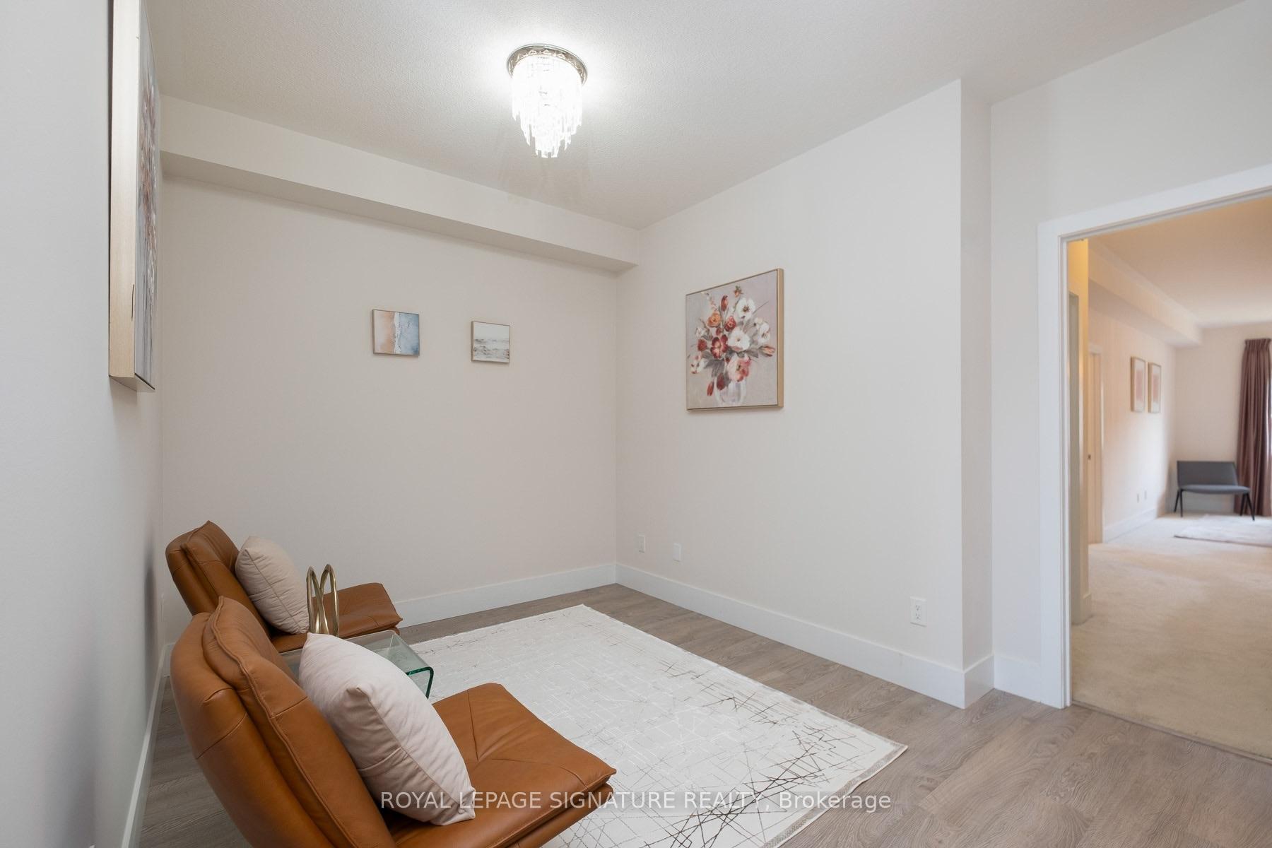 Photo 34 of 215 Elyse Court, Aurora, Bayview Northeast — HOMEH