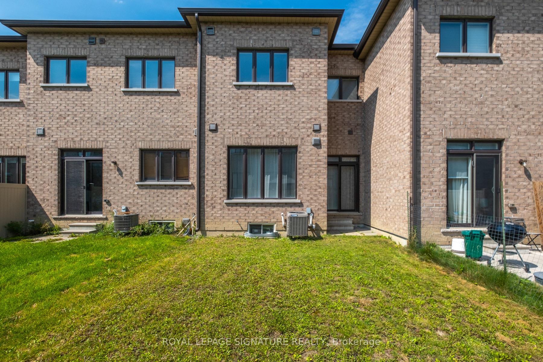 Photo 37 of 215 Elyse Court, Aurora, Bayview Northeast — HOMEH